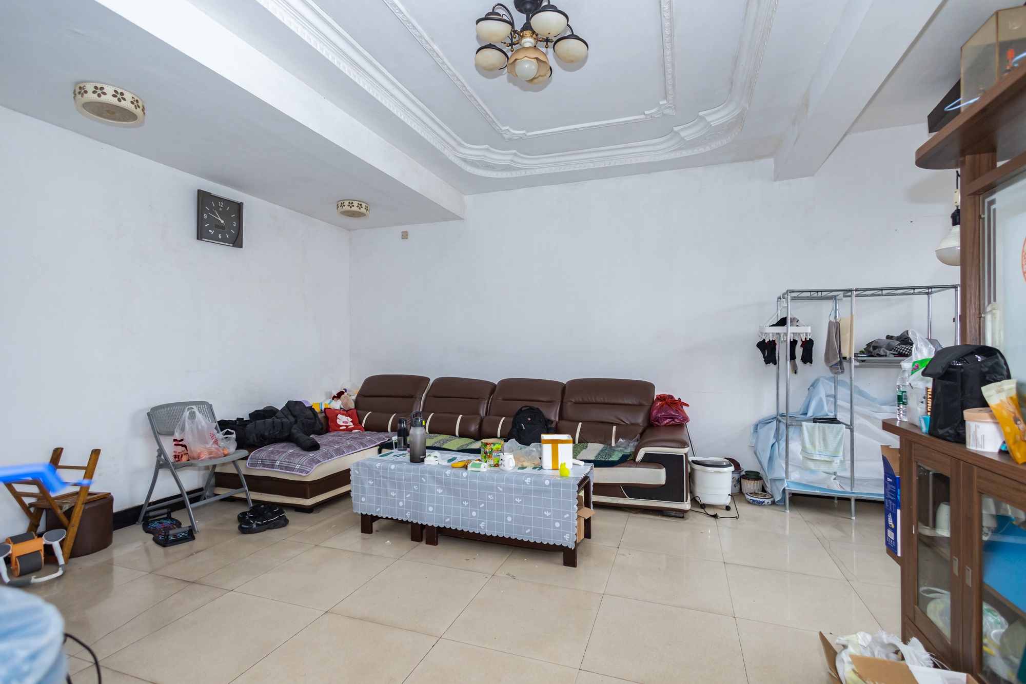 聚鑫大厦 3室2厅1卫 49.6万 聚鑫大厦 3室2厅1卫 49.6万客厅