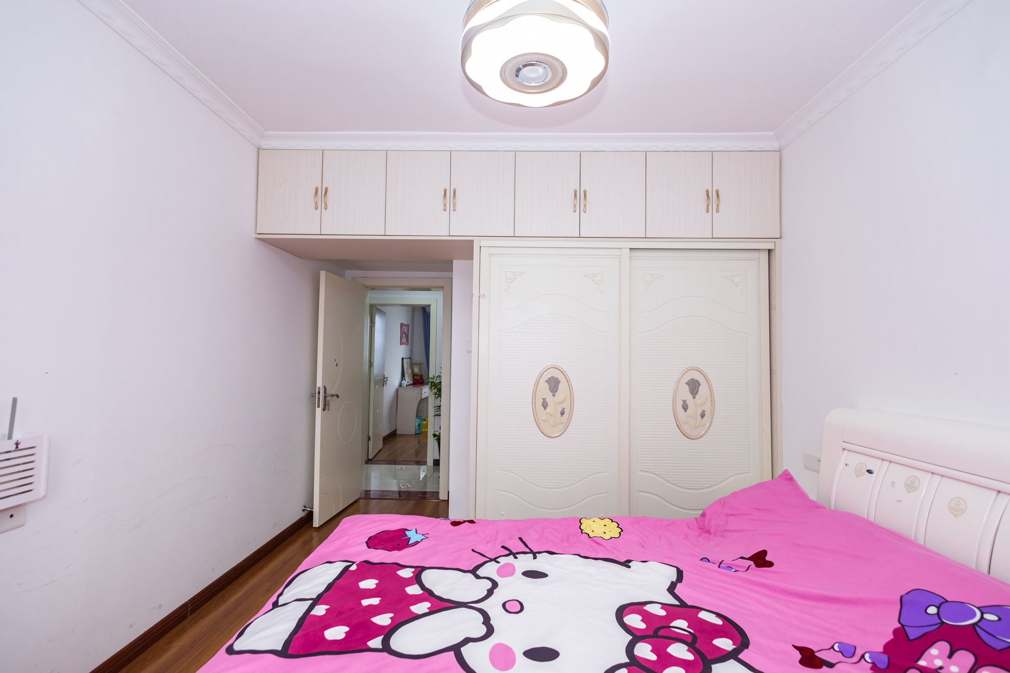 时代星空 3室2厅2卫 84.9万 时代星空 3室2厅2卫 84.9万卧室