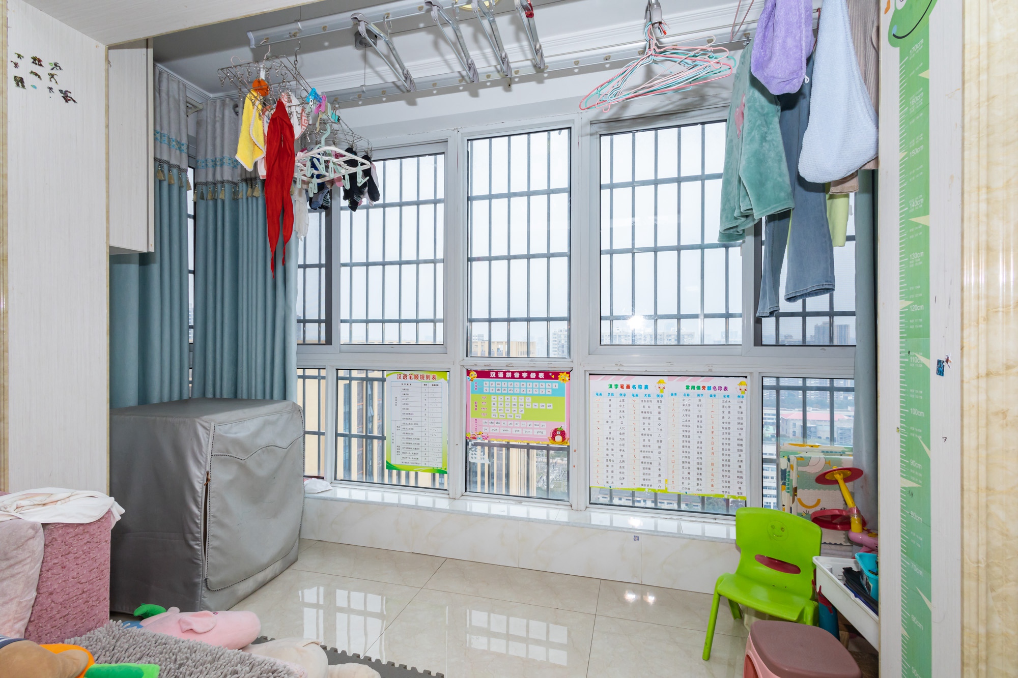 时代星空 3室2厅2卫 84.9万 时代星空 3室2厅2卫 84.9万阳台