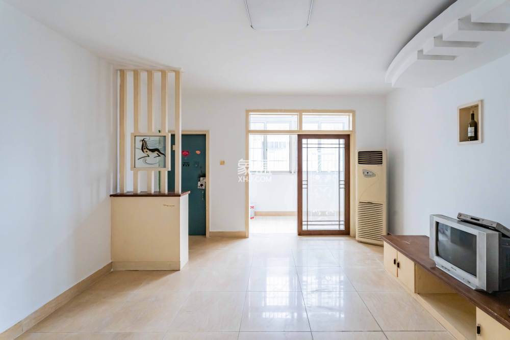 湖南六建伍家?guī)X小區(qū)  3室2廳1衛(wèi)   52.00萬