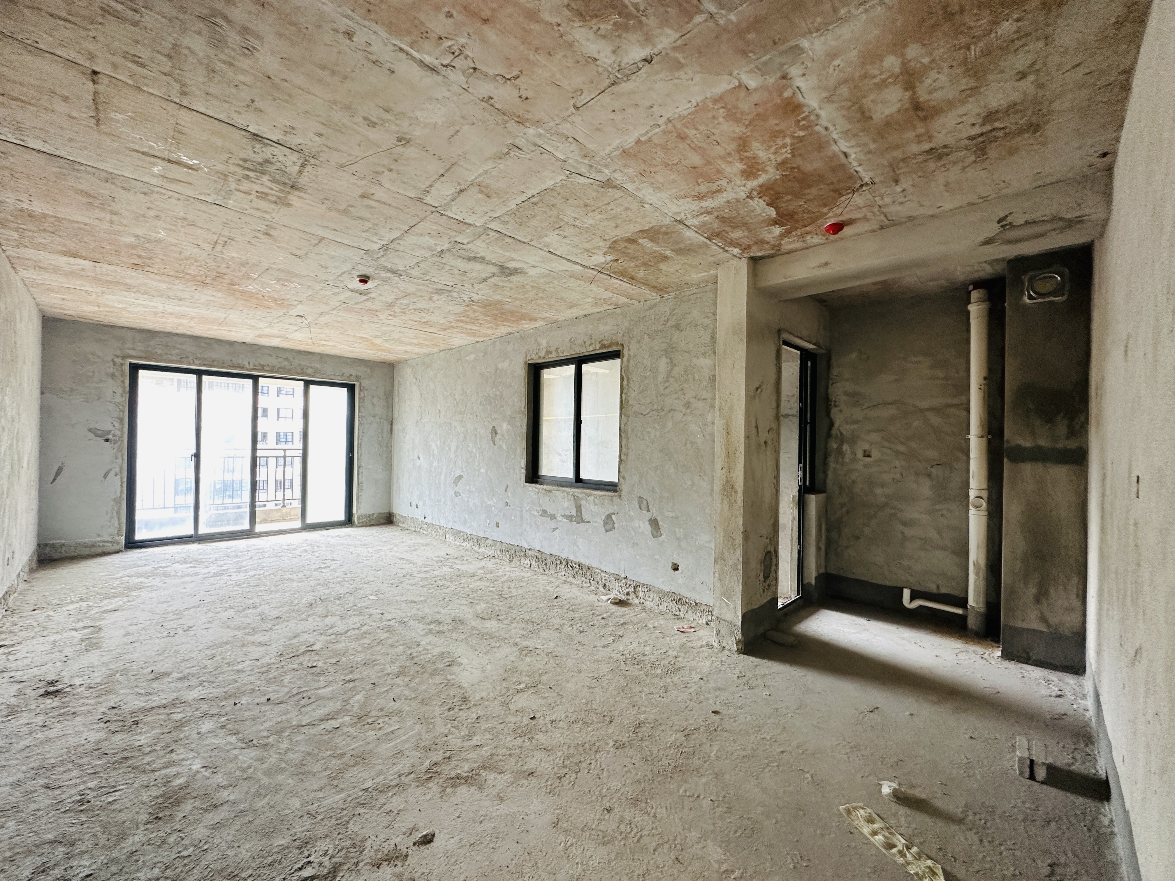 海秀花园 3室2厅2卫 190.0万 海秀花园 3室2厅2卫 190.0万客厅