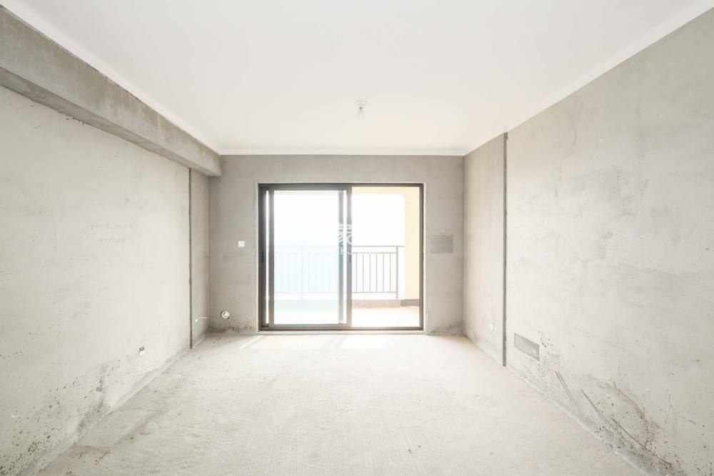 梅溪正荣府  4室2厅2卫    132.0万