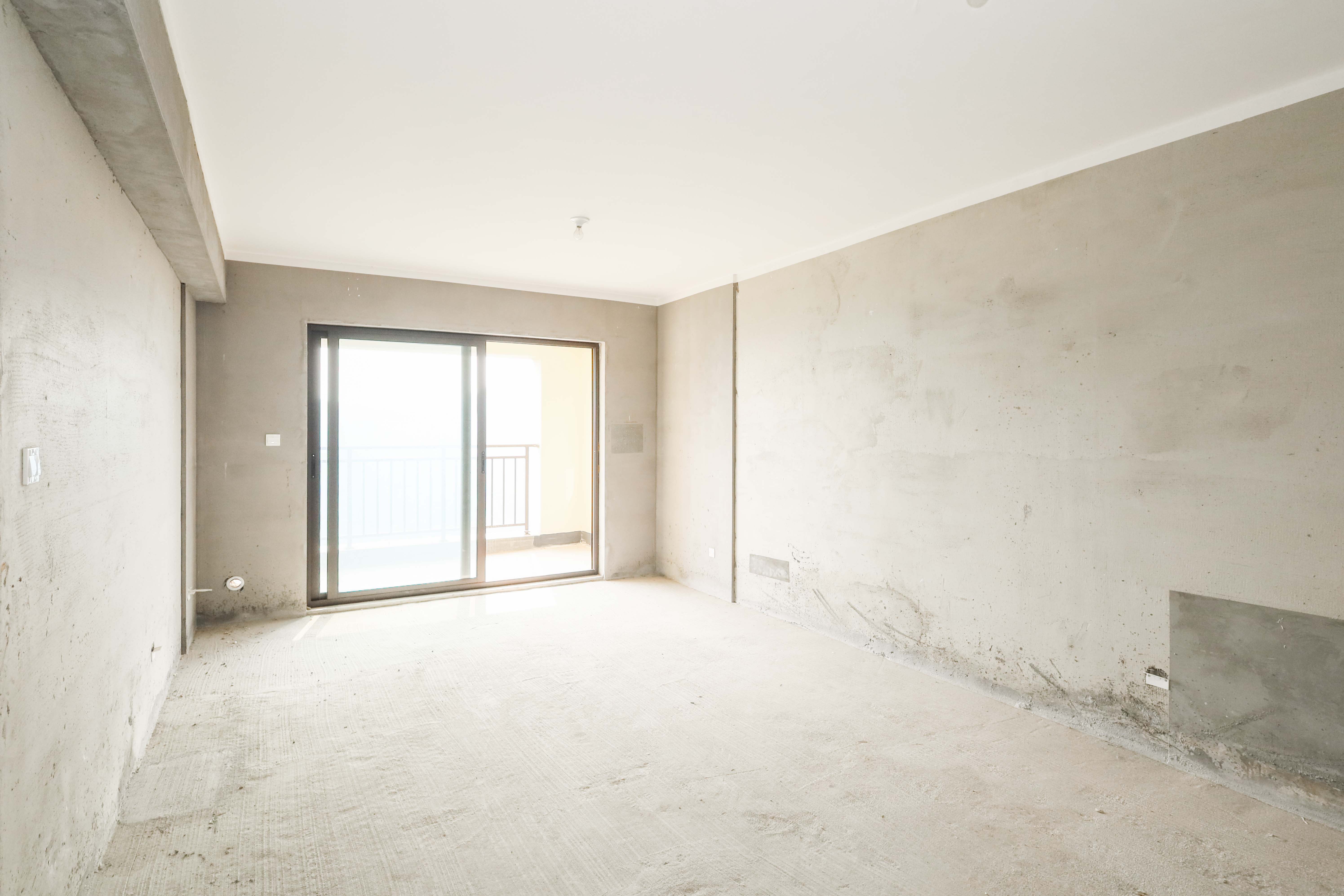 梅溪正荣府  4室2厅2卫    141.0万客厅