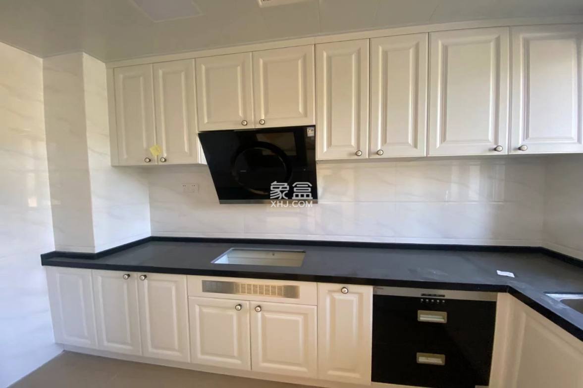 碧桂园豪园 4室2厅2卫 2000.00元/月 碧桂园豪园 4室2厅2卫 2000.00元/月室内图