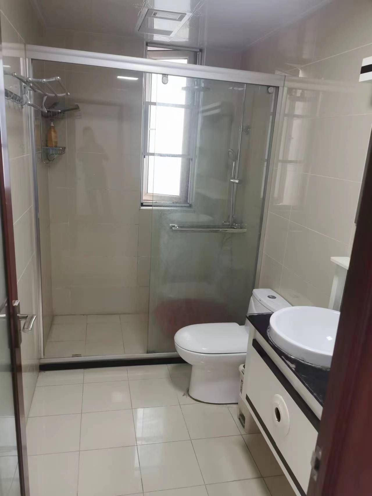金地艺境  4室2厅1卫   3400.00元/月室内图