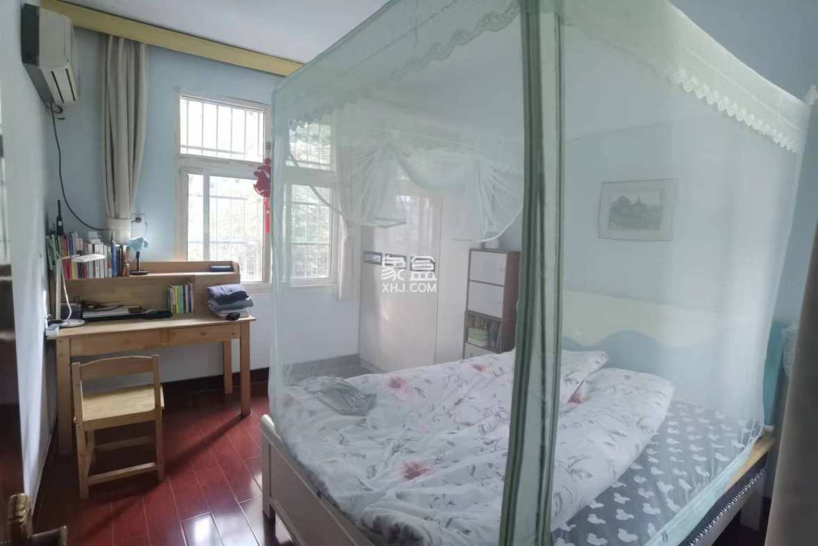 耀华新村 3室2厅1卫 50.00万 耀华新村 3室2厅1卫 50.00万室内图