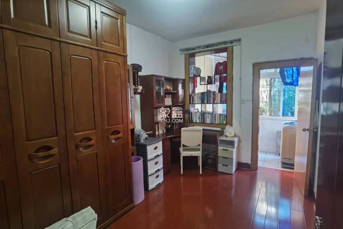 耀华新村 3室2厅1卫 50.00万 耀华新村 3室2厅1卫 50.00万室内图