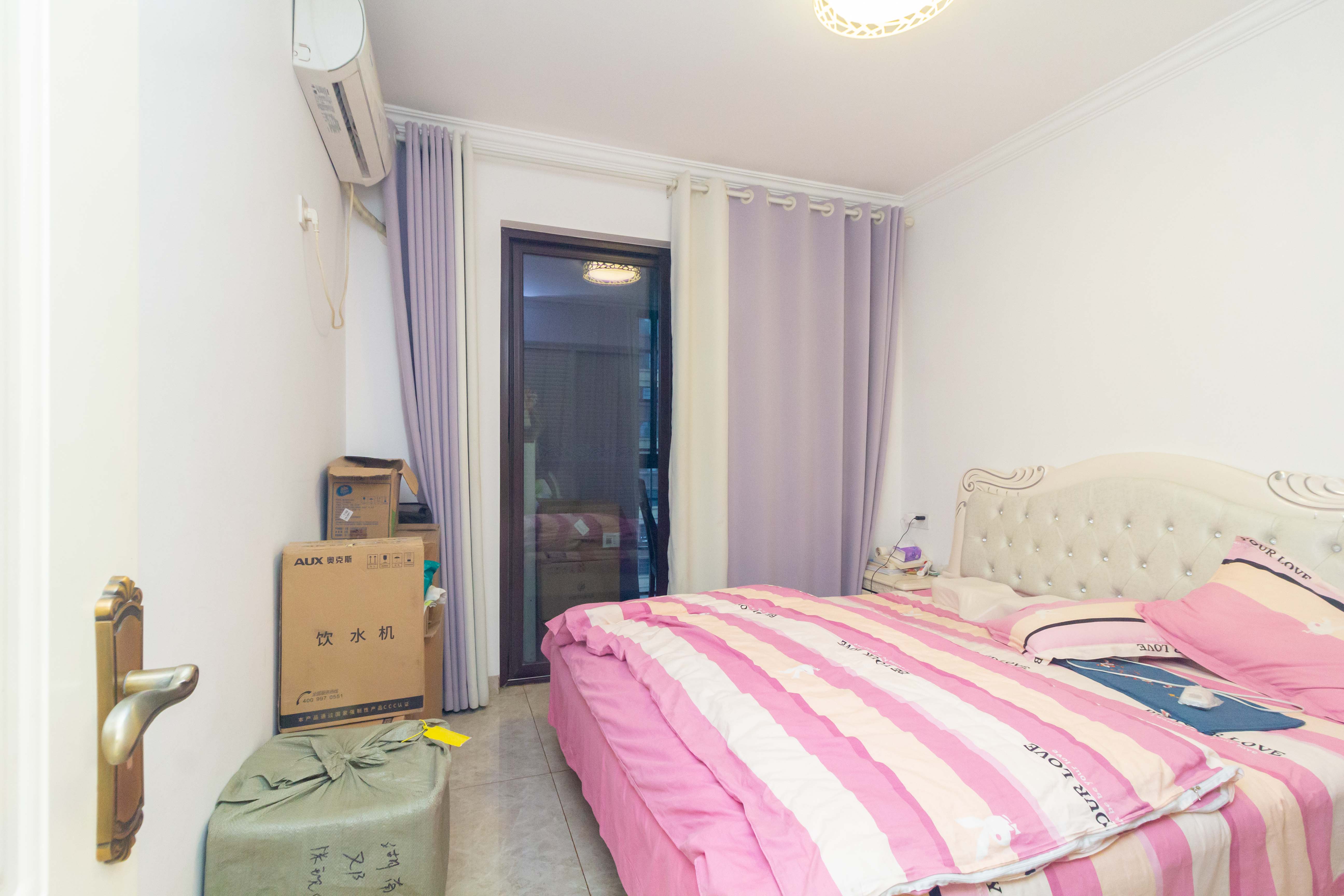 东方美地  3室2厅2卫    86.0万 东方美地  3室2厅2卫    86.0万卧室