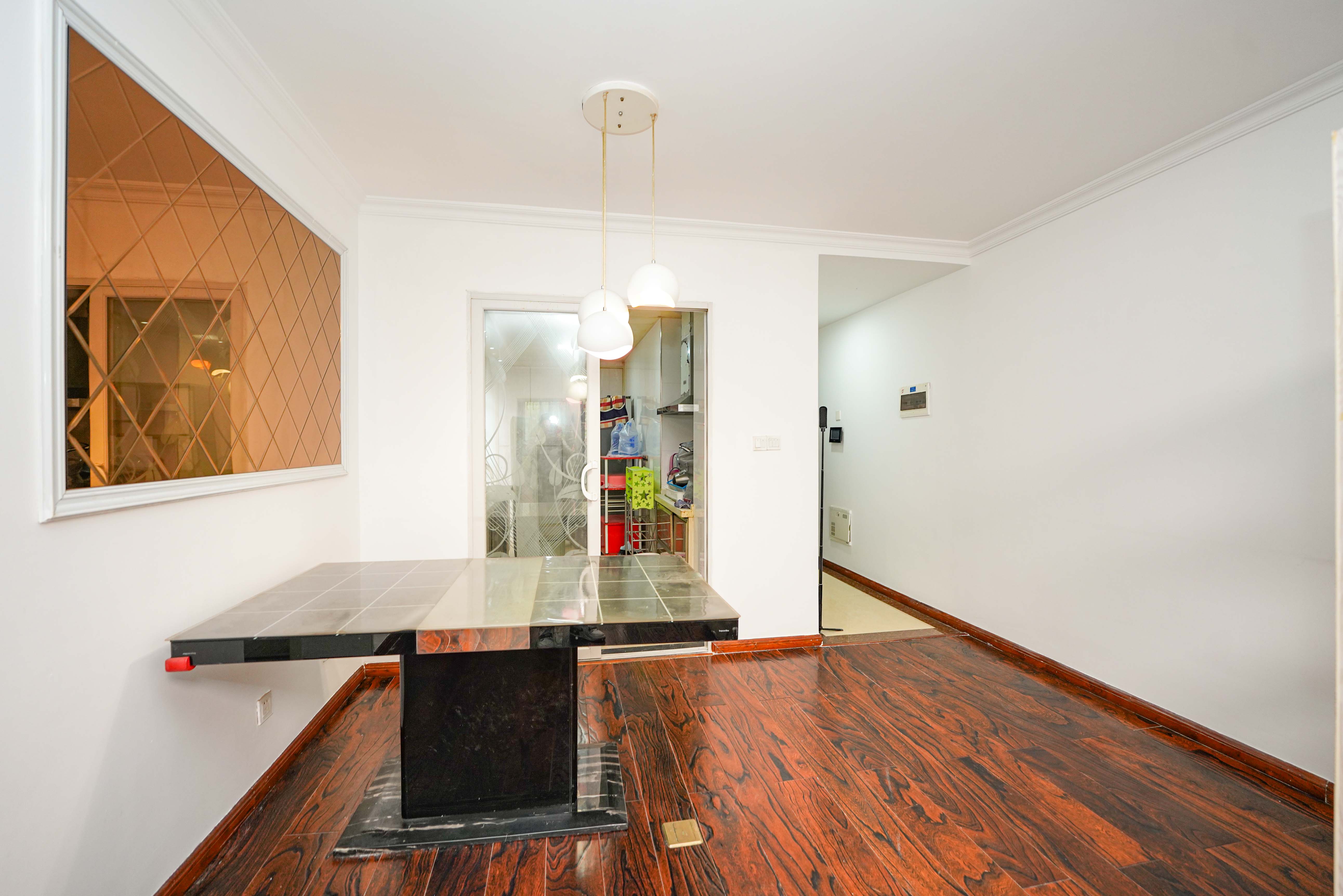 五矿紫湖香醍  3室2厅1卫    52.0万客厅