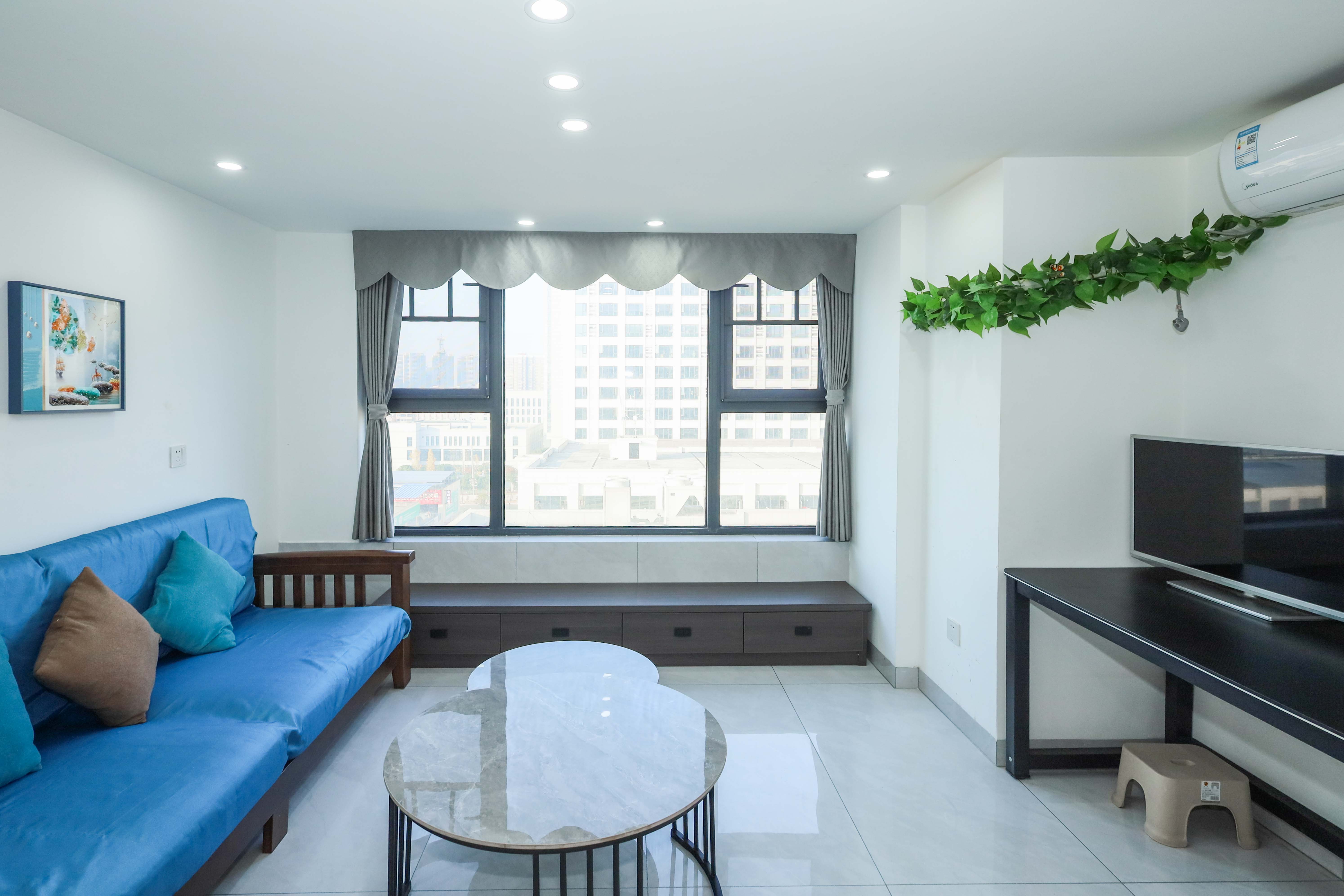 梅溪湖家居建材城 1室1厅1卫 49.8万 梅溪湖家居建材城 1室1厅1卫 49.8万客厅