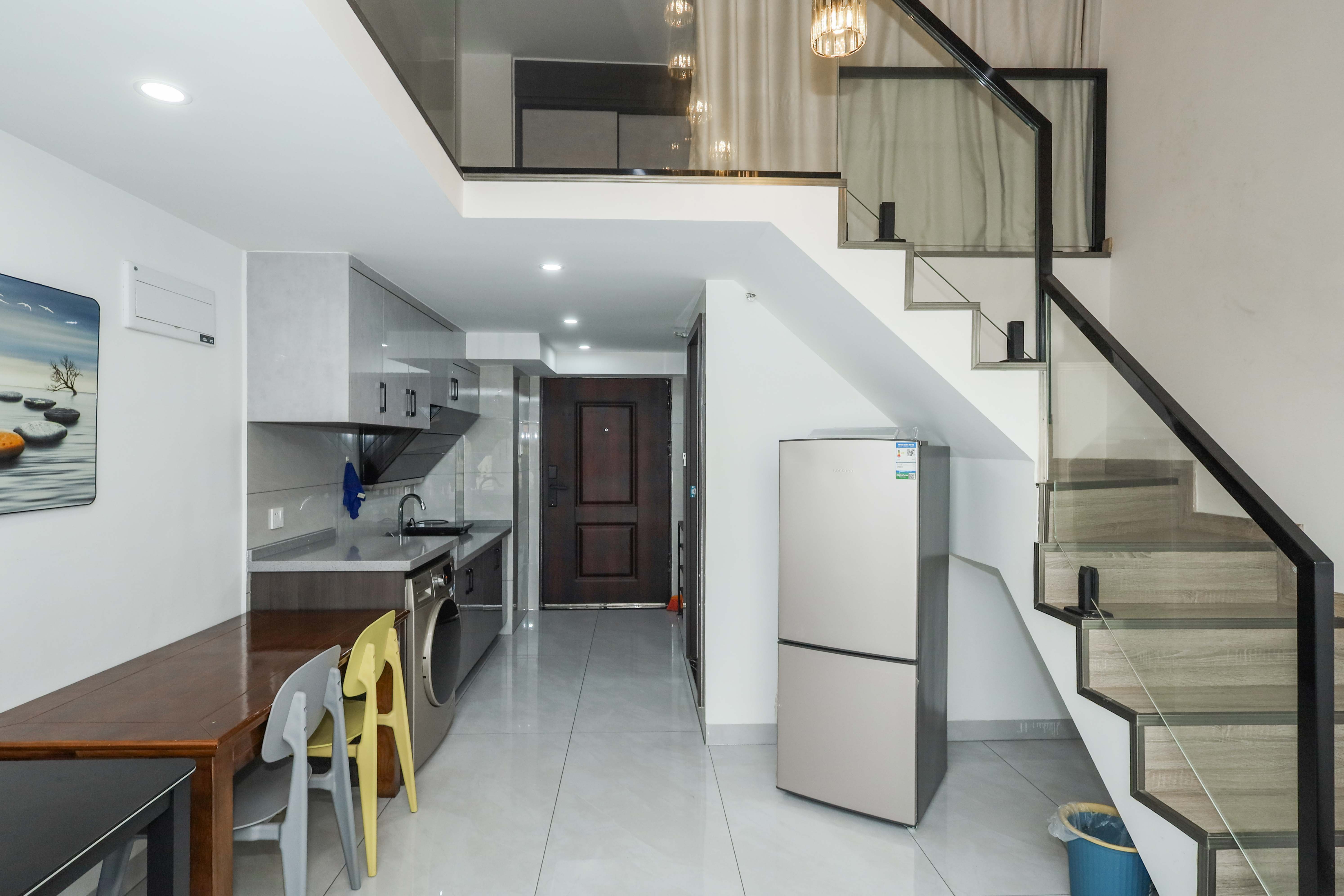 梅溪湖家居建材城 1室1厅1卫 49.8万 梅溪湖家居建材城 1室1厅1卫 49.8万其他