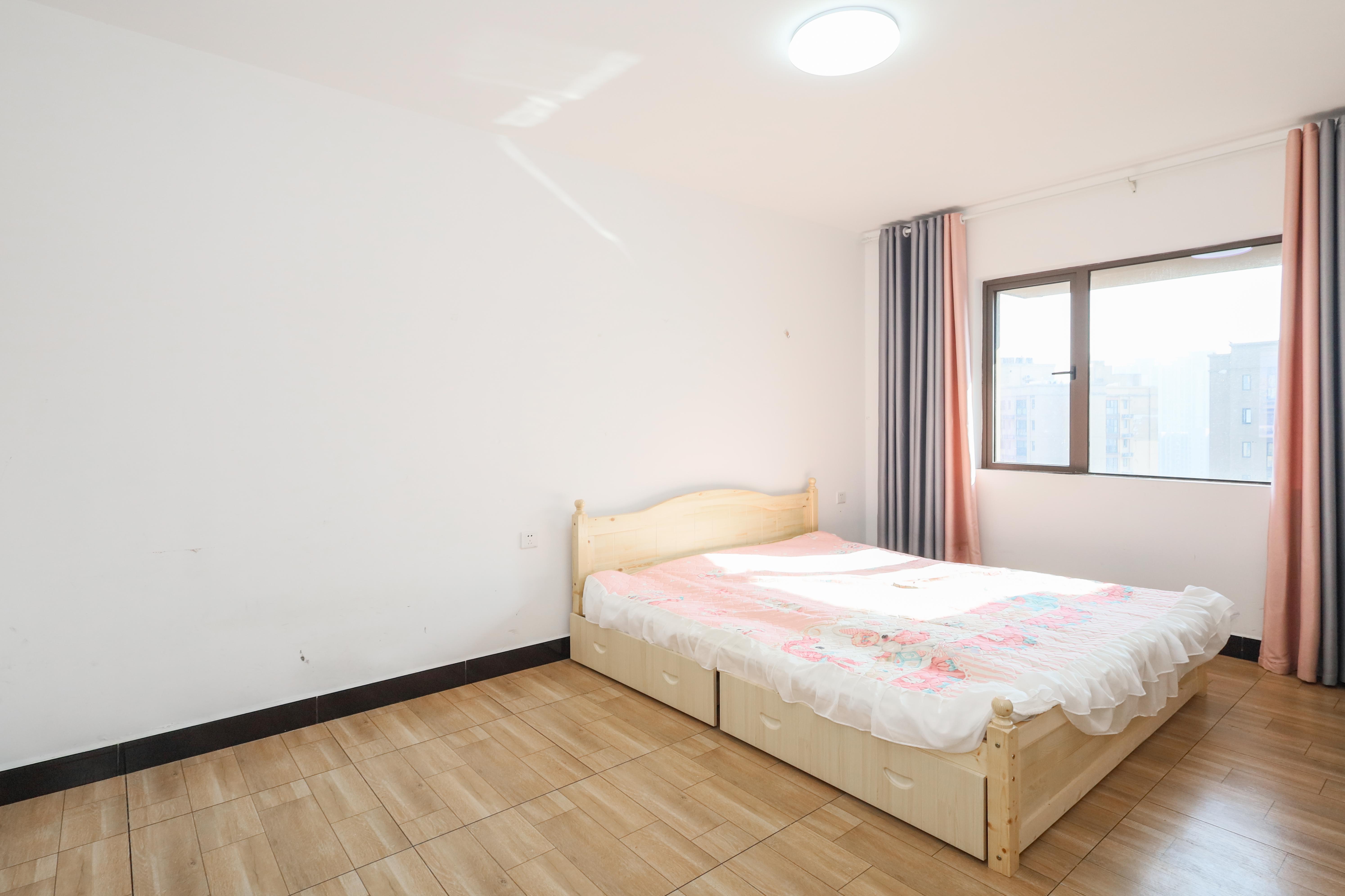 梅溪湖合能璞丽 4室2厅2卫 130.0万 梅溪湖合能璞丽 4室2厅2卫 130.0万卧室