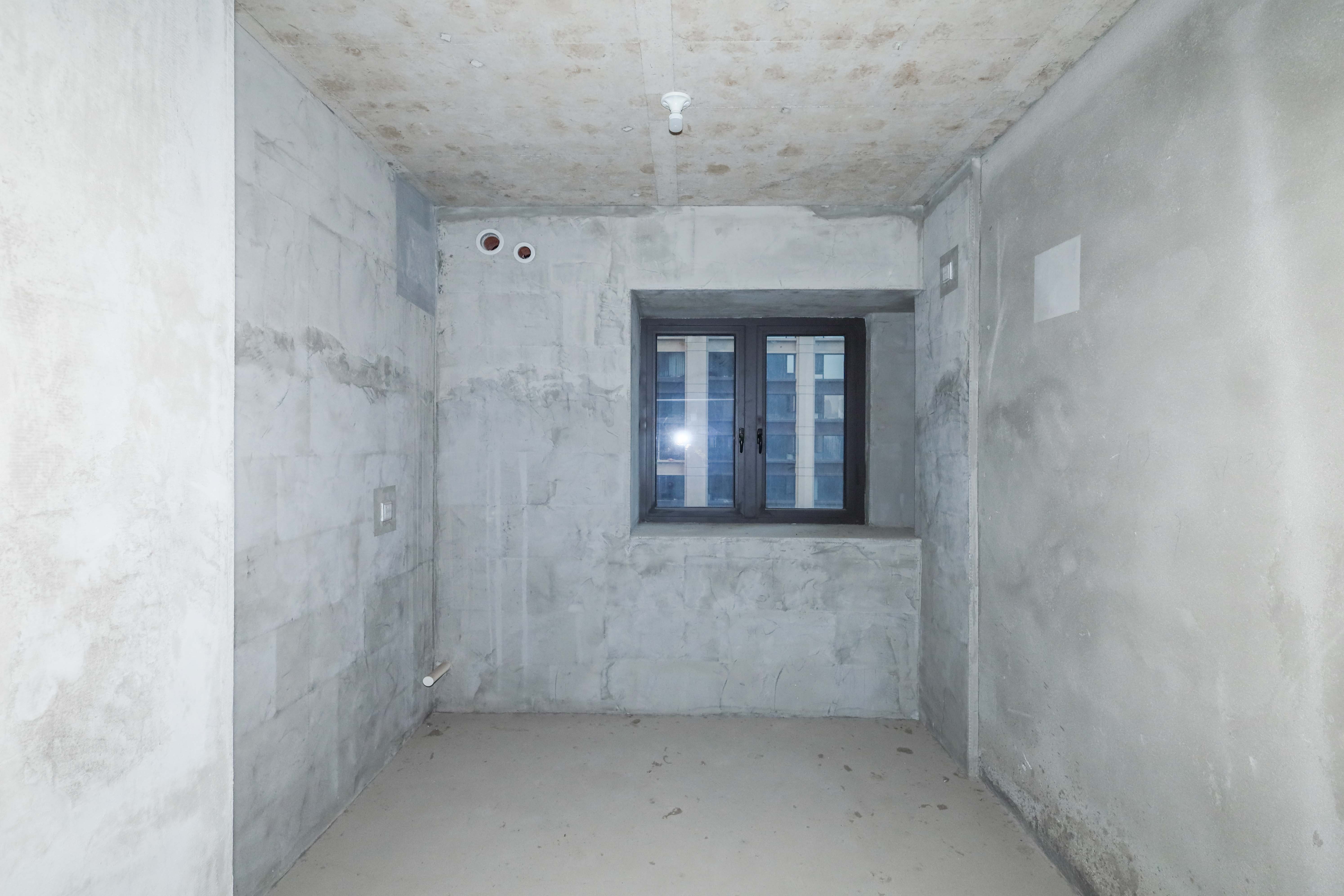 建发央著  4室2厅2卫   295.00万卧室