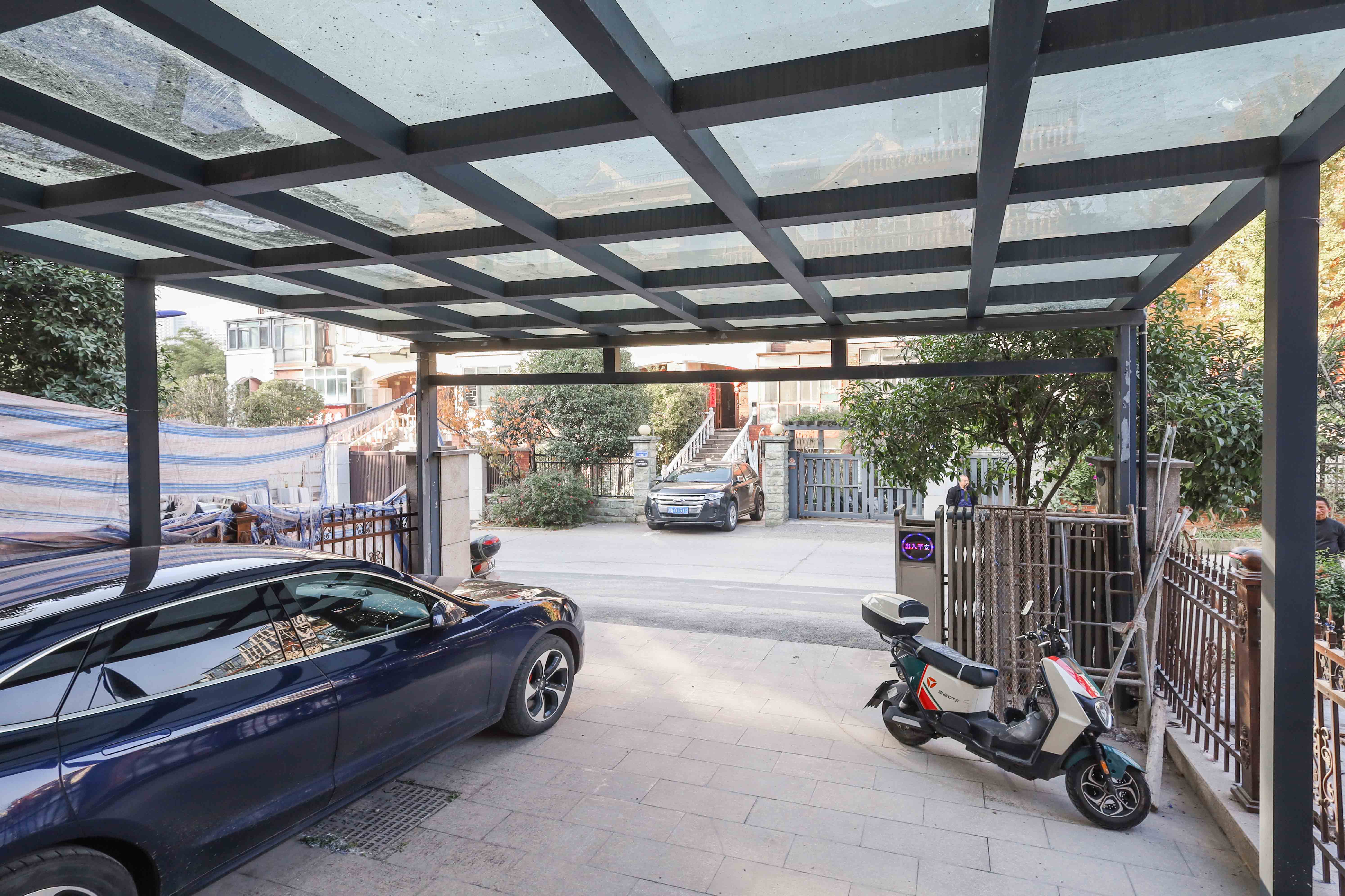 山水英伦  5室2厅3卫    385.0万 山水英伦  5室2厅3卫    385.0万其他