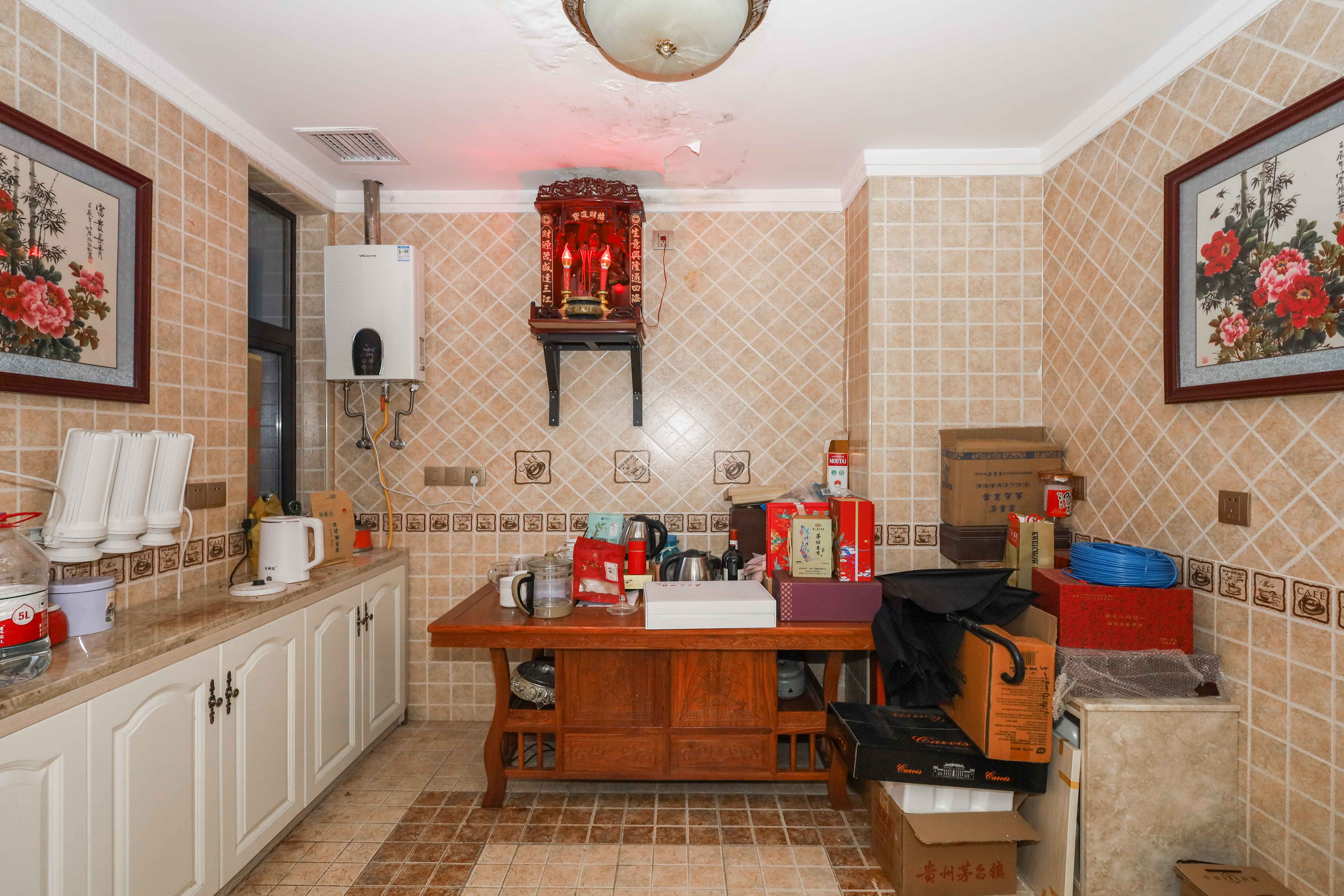 山水英伦  5室2厅3卫    385.0万 山水英伦  5室2厅3卫    385.0万其他