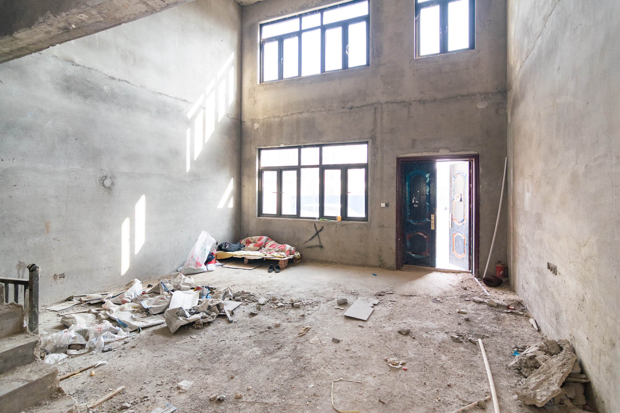 碧桂园高尔夫花园  5室2厅3卫    450.0万客厅