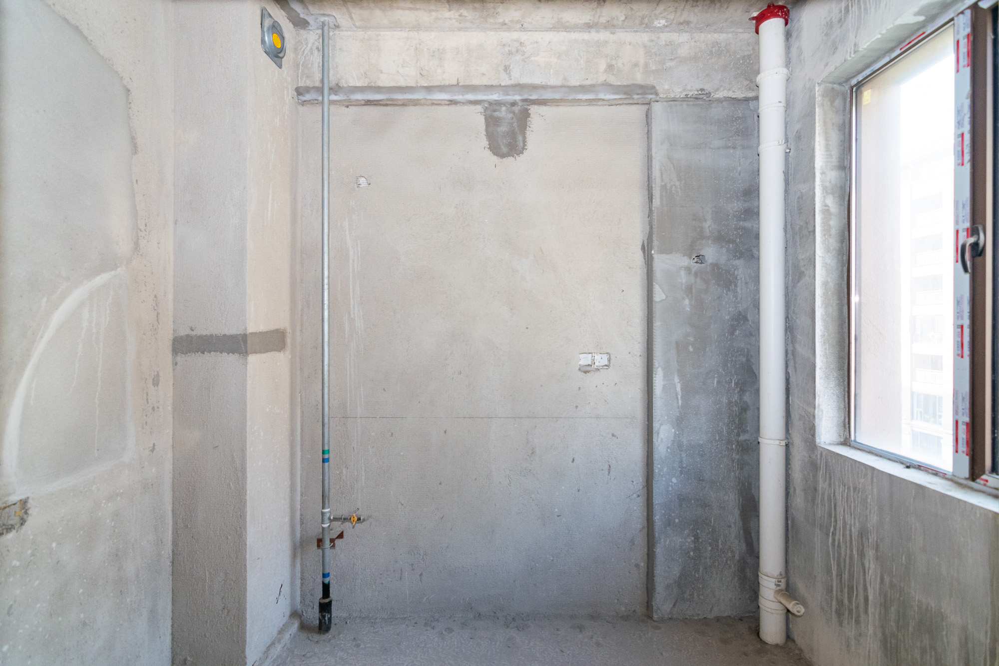 大汉汉园  4室2厅2卫    115.0万厨房