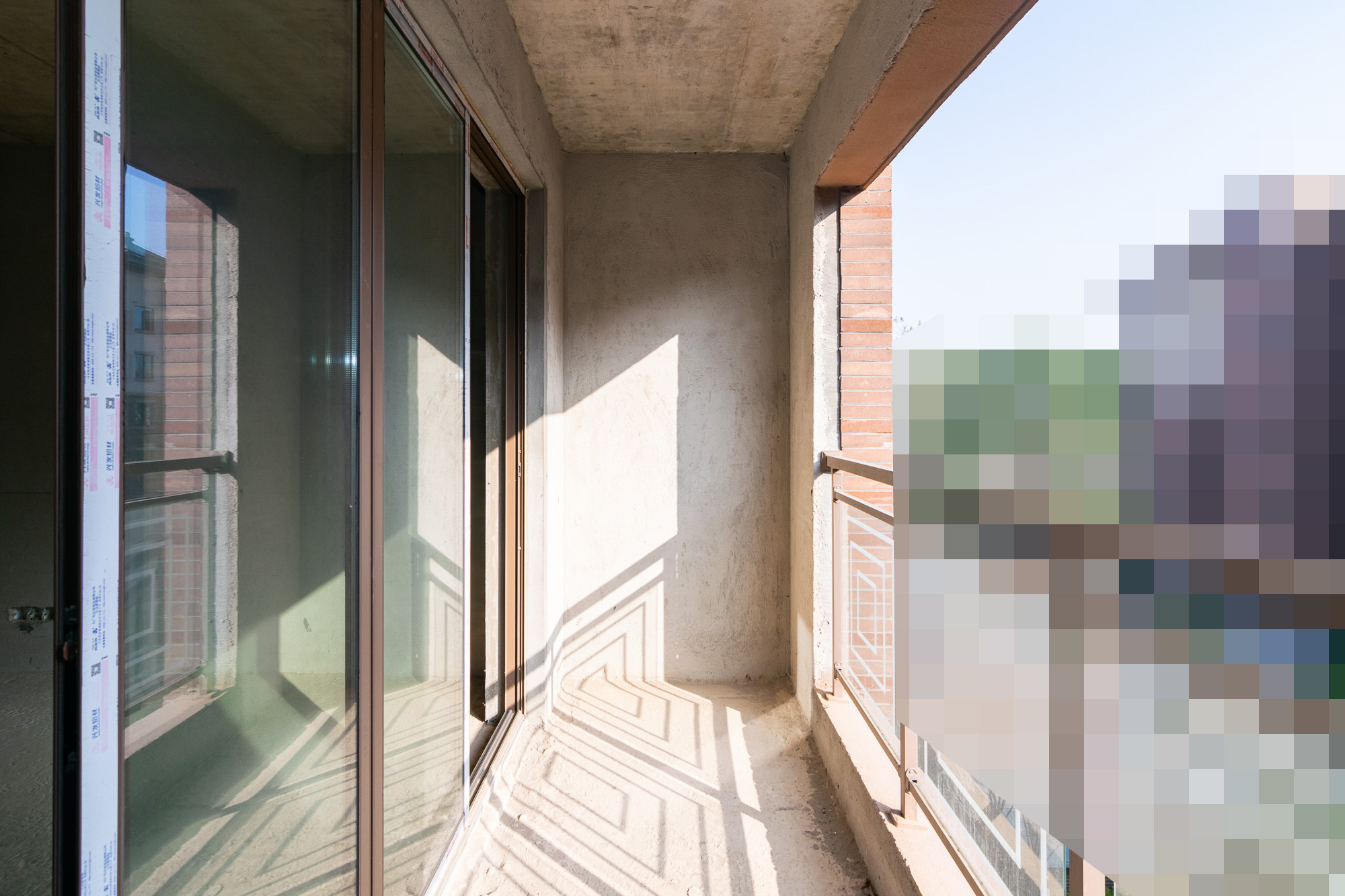 大汉汉园  4室2厅2卫    115.0万阳台