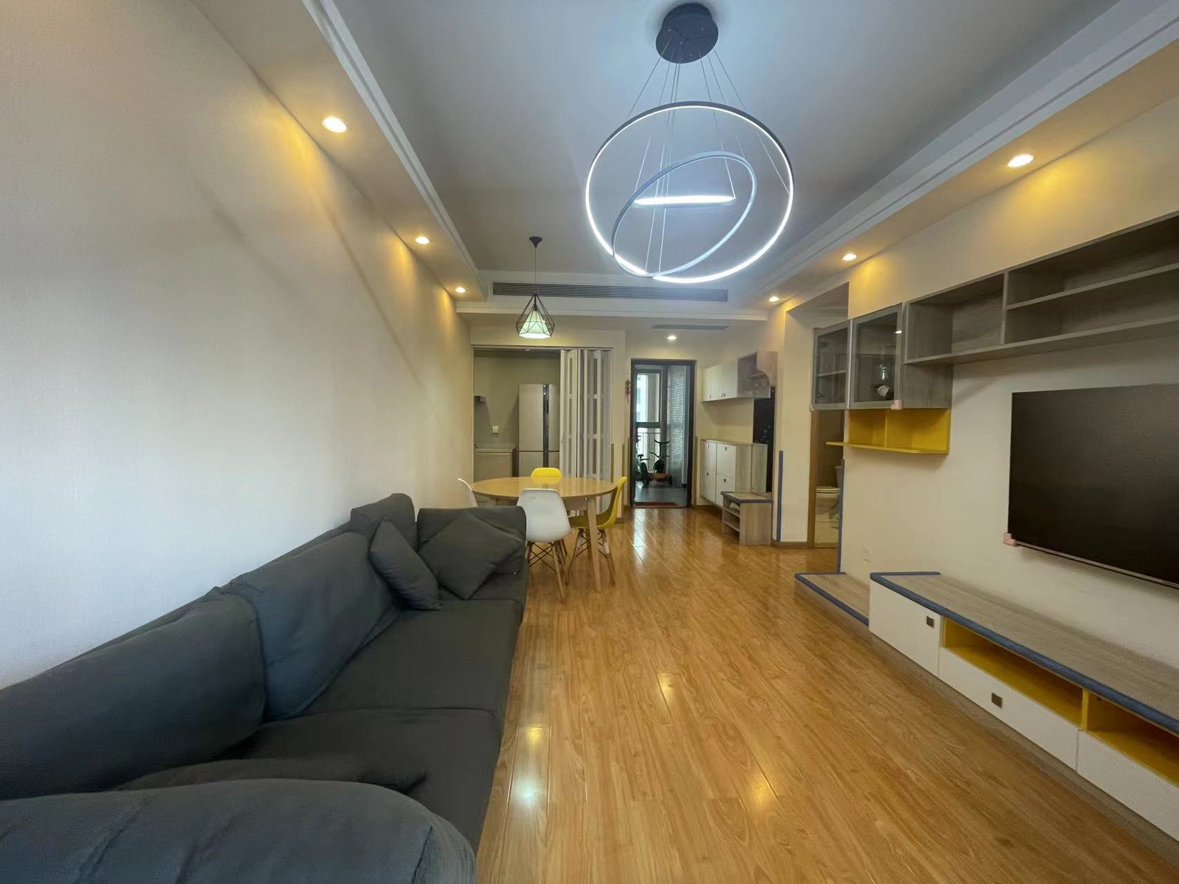 晋合湘水湾三期  2室1厅1卫    55.0万 晋合湘水湾三期  2室1厅1卫    55.0万室内图