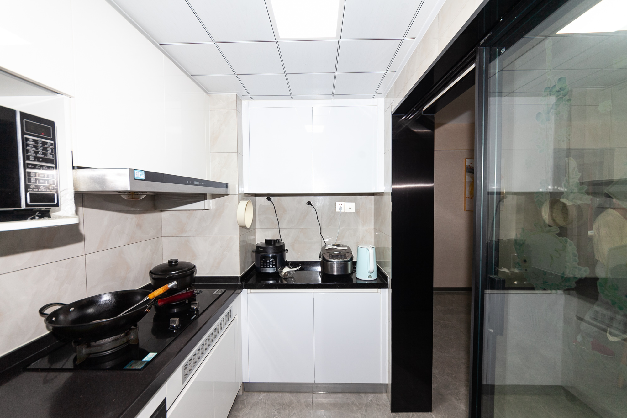 时代倾城四期 3室2厅2卫 135.0万 时代倾城四期 3室2厅2卫 135.0万厨房