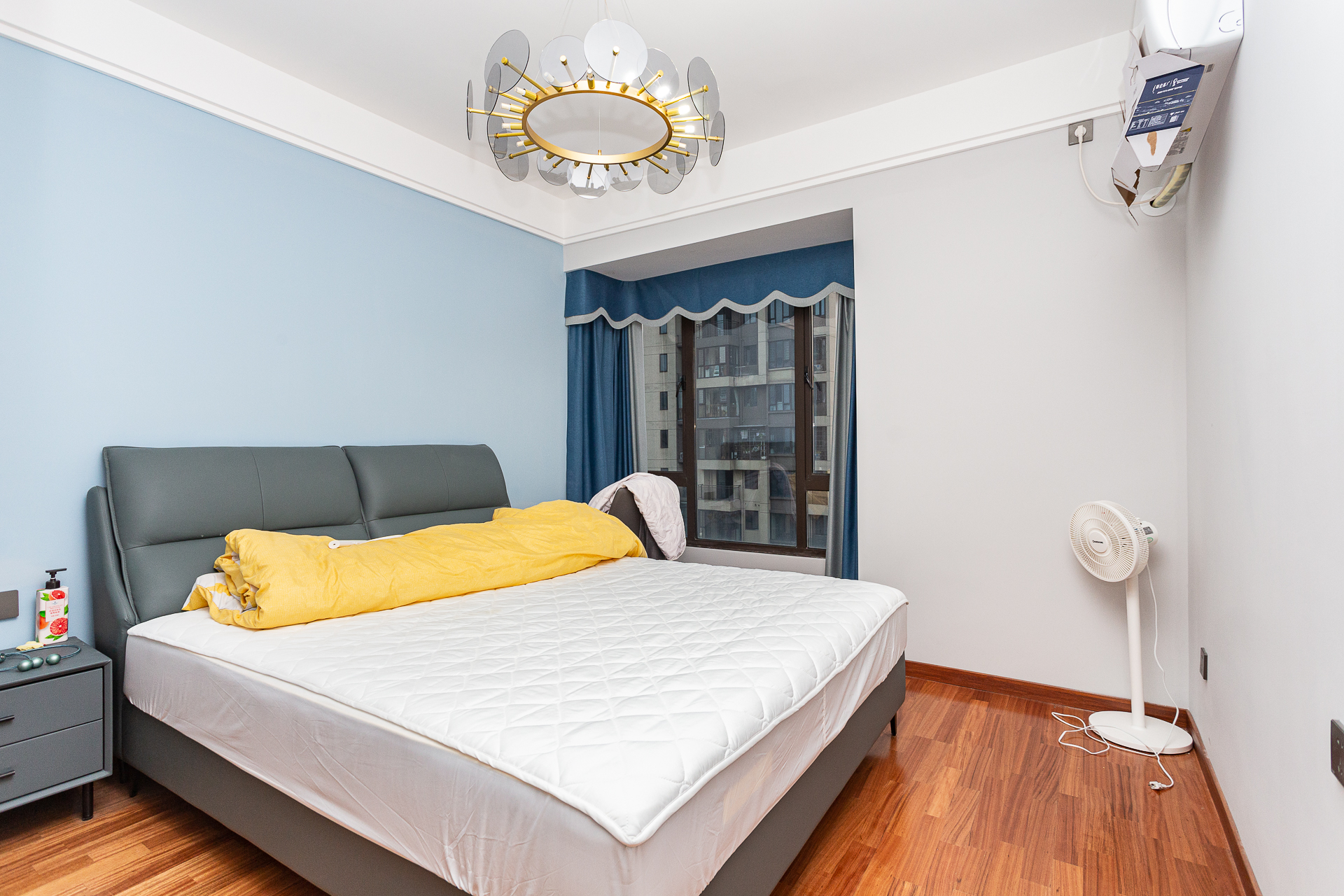 长燃润和天地(长润小区印湘江) 3室2厅2卫 129.4万 长燃润和天地(长润小区印湘江) 3室2厅2卫 129.4万卧室