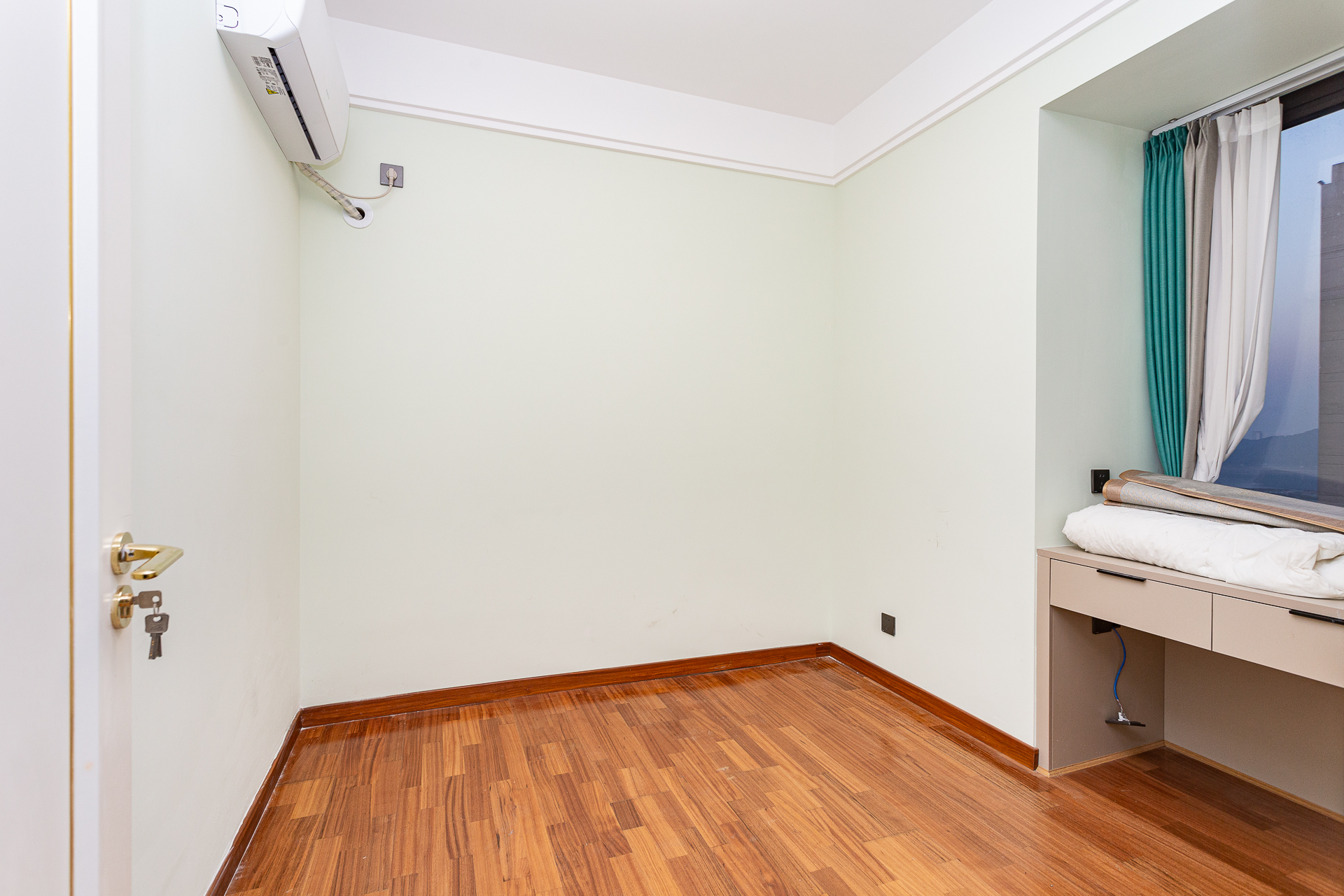 长燃润和天地(长润小区印湘江) 3室2厅2卫 129.4万 长燃润和天地(长润小区印湘江) 3室2厅2卫 129.4万卧室