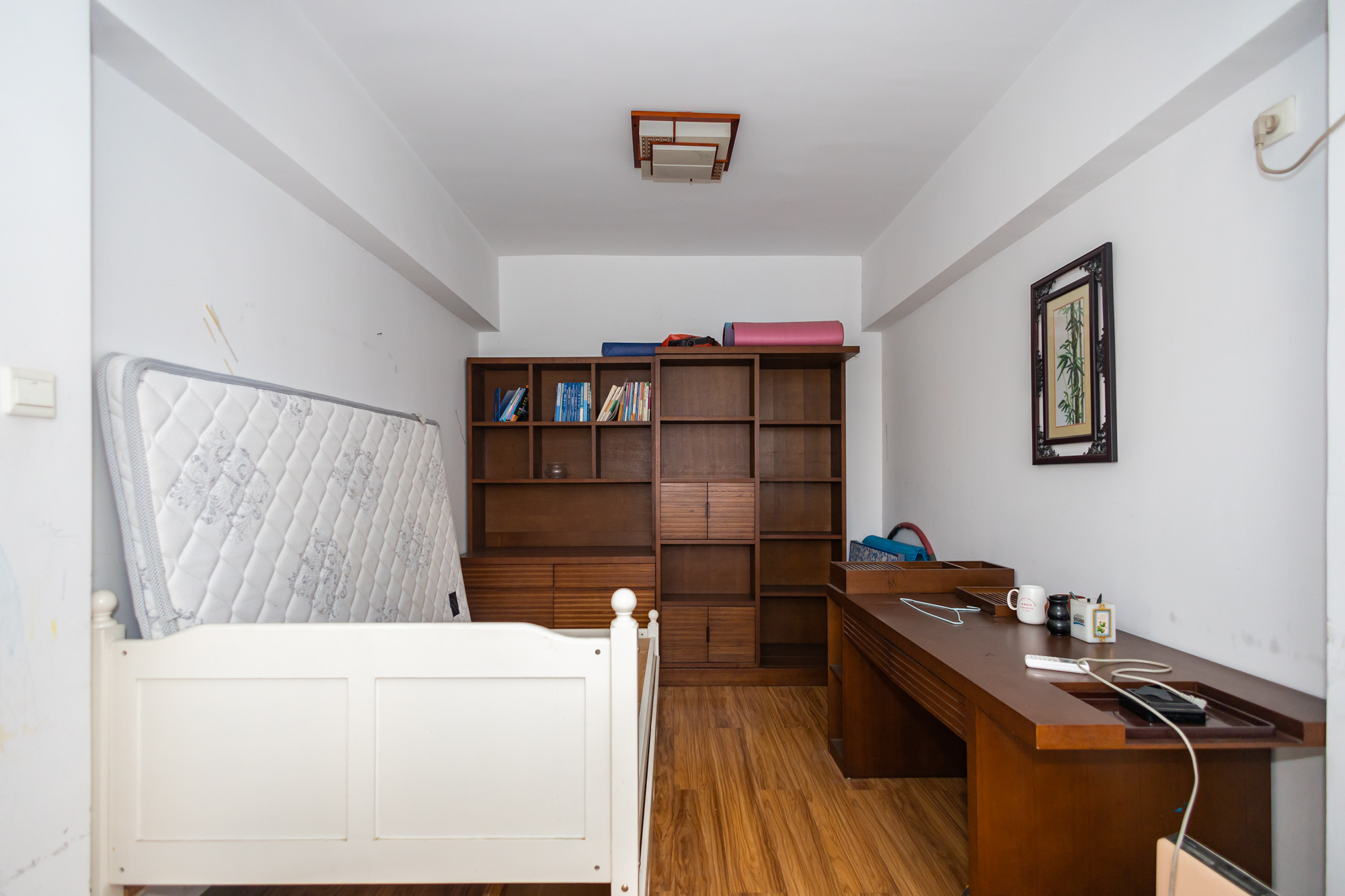 紫晶城 4室2厅2卫 92.7万 紫晶城 4室2厅2卫 92.7万卧室