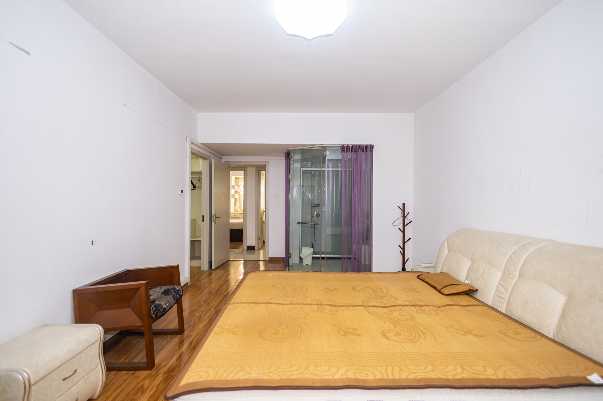 紫晶城 4室2厅2卫 92.7万 紫晶城 4室2厅2卫 92.7万卧室