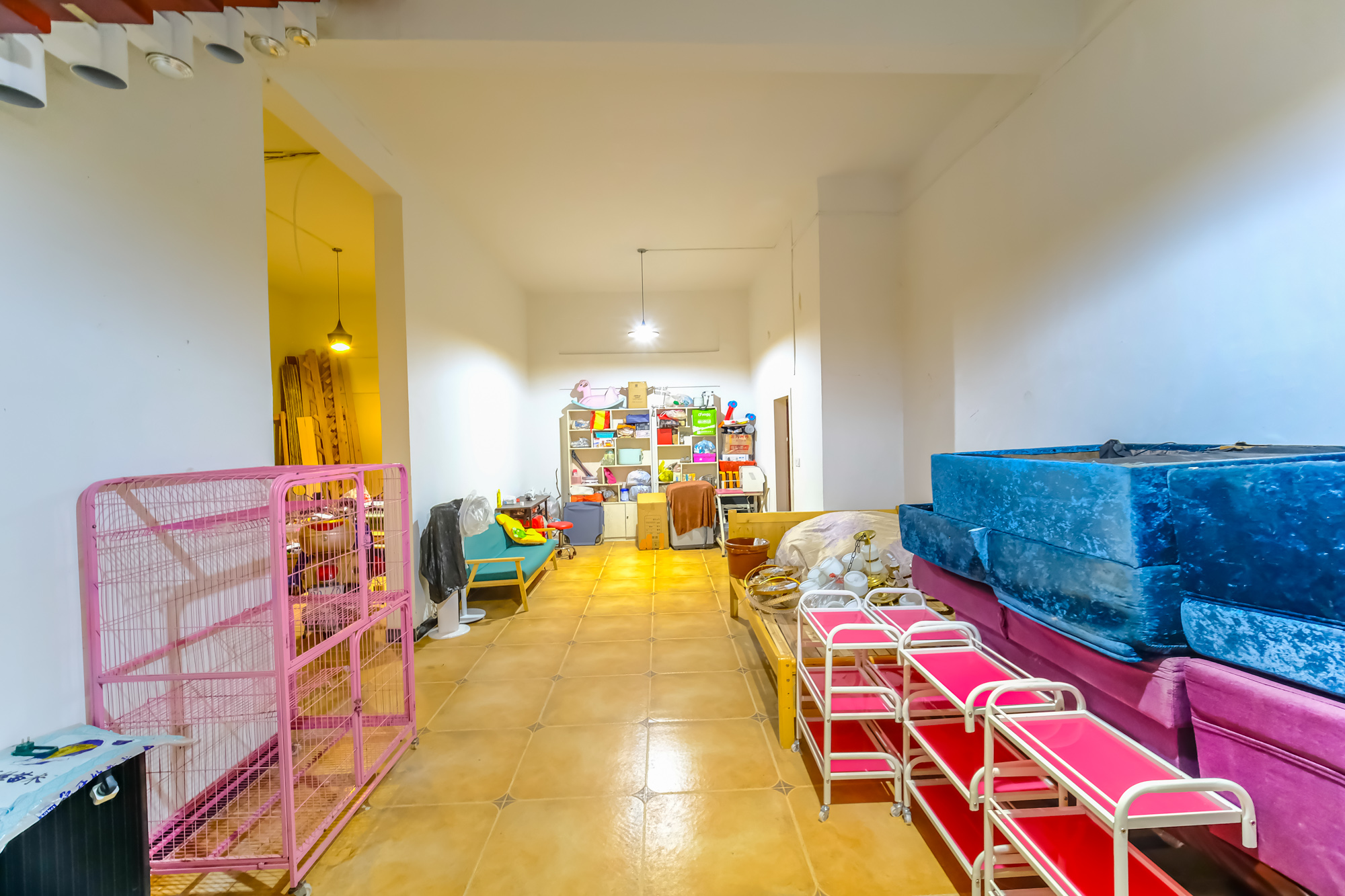 荣盛花语城  5室6厅5卫    108.0万 荣盛花语城  5室6厅5卫    108.0万其他