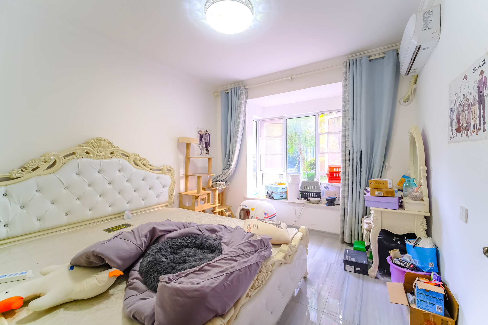 荣盛花语城  5室6厅5卫    108.0万 荣盛花语城  5室6厅5卫    108.0万卧室