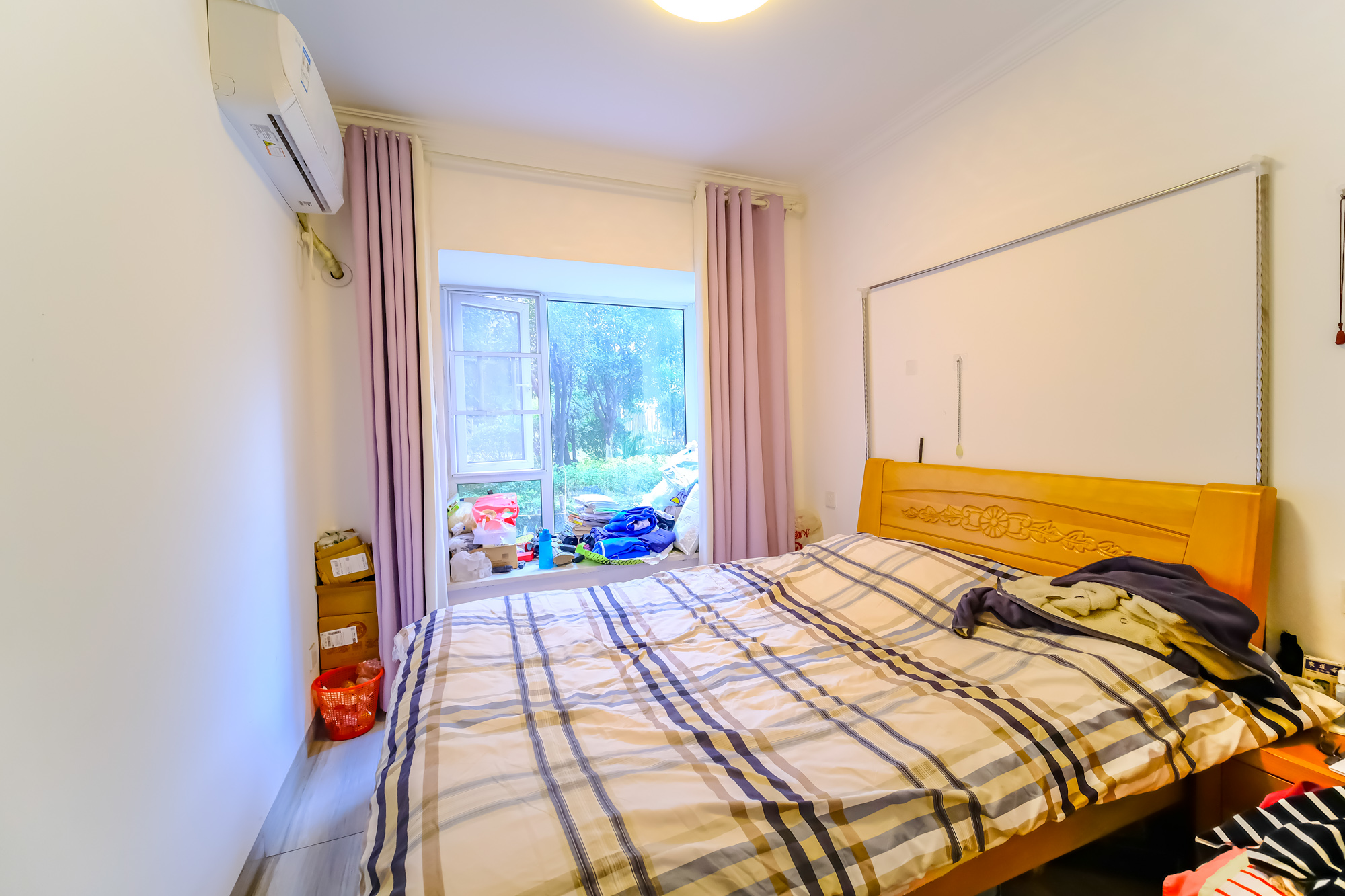 荣盛花语城  5室6厅5卫    108.0万 荣盛花语城  5室6厅5卫    108.0万卧室