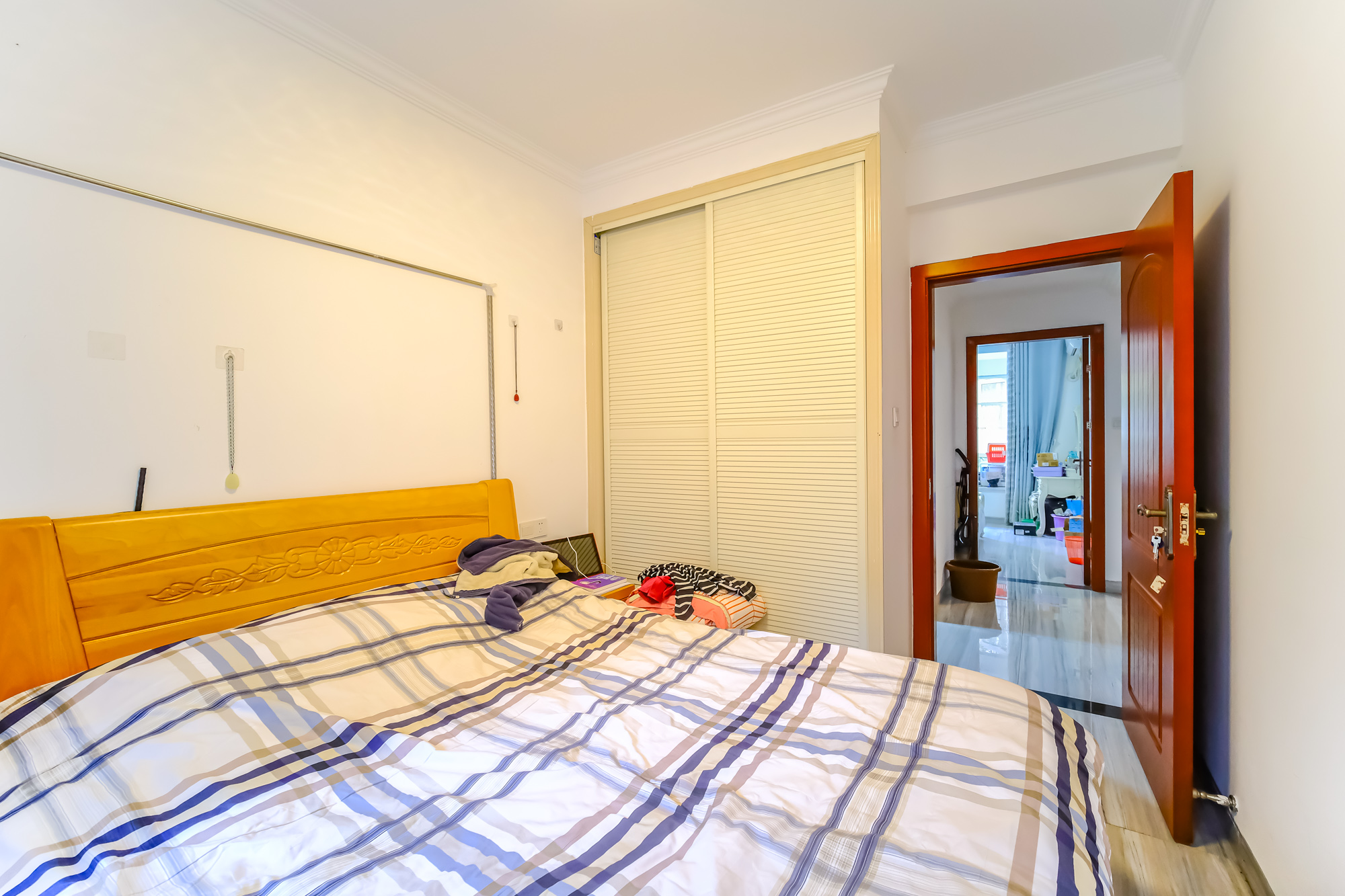 荣盛花语城  5室6厅5卫    108.0万 荣盛花语城  5室6厅5卫    108.0万卧室