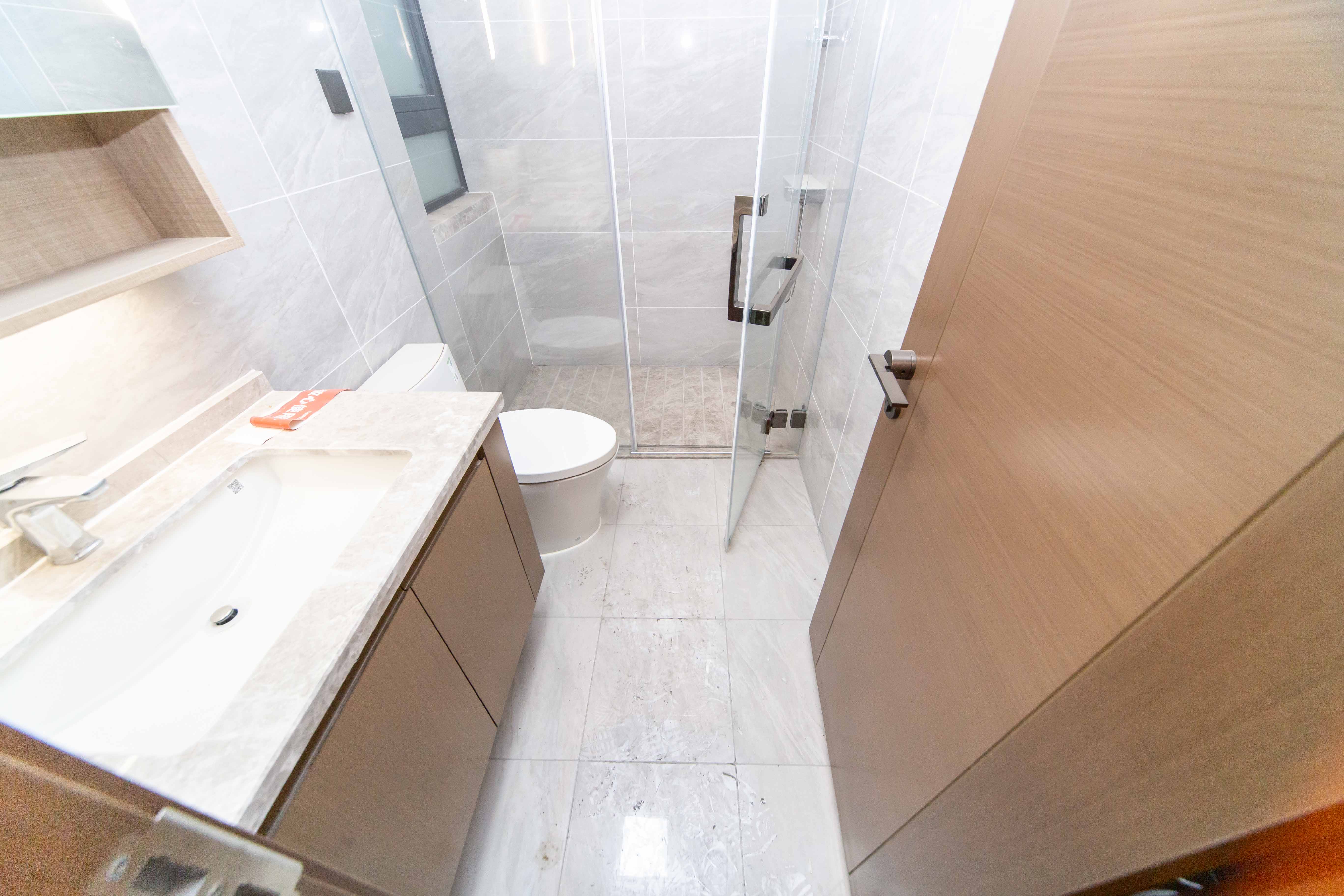 万科魅力之城天阔里  4室2厅2卫    238.0万卫生间