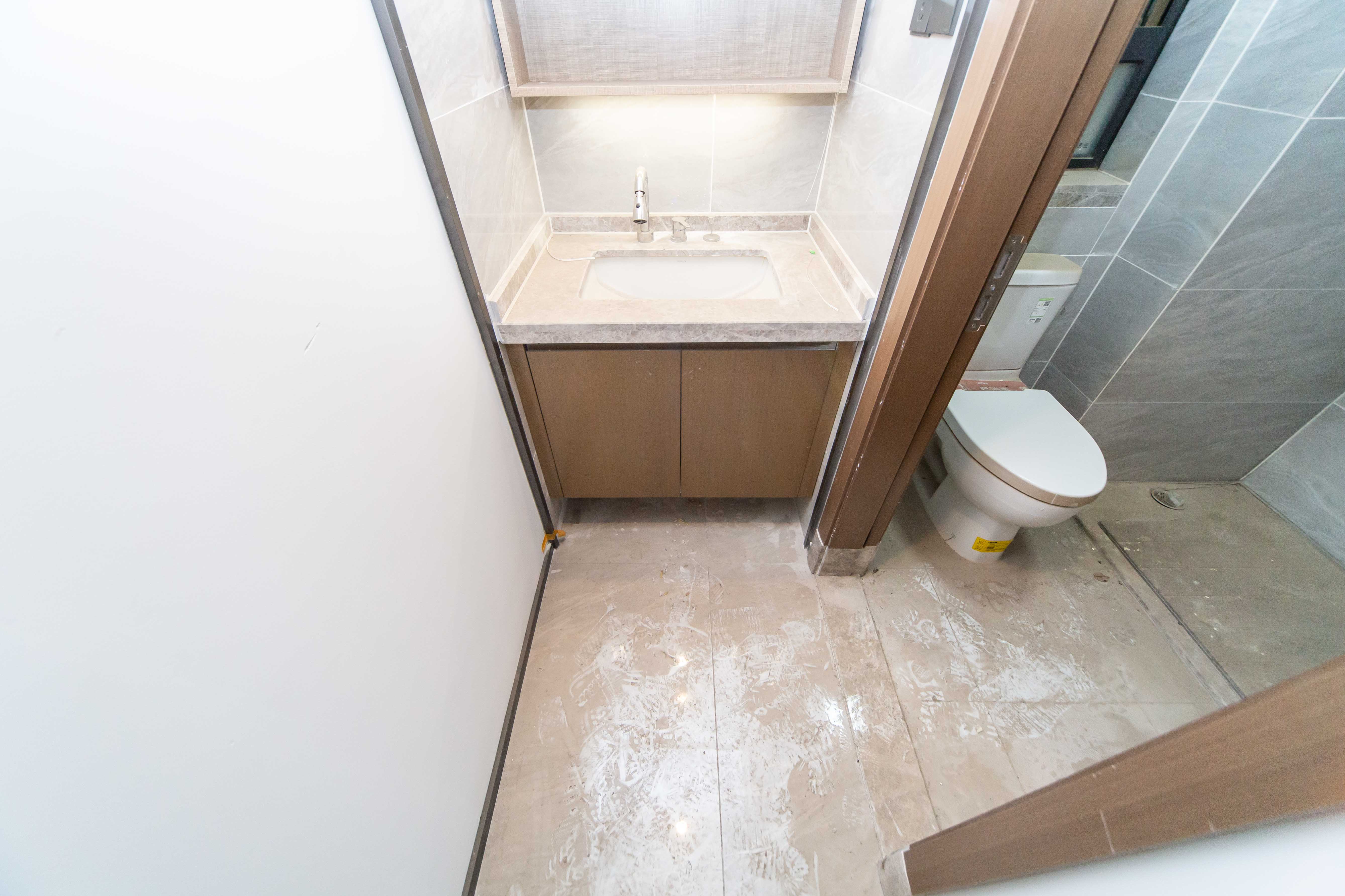 万科魅力之城天阔里  4室2厅2卫    238.0万卫生间