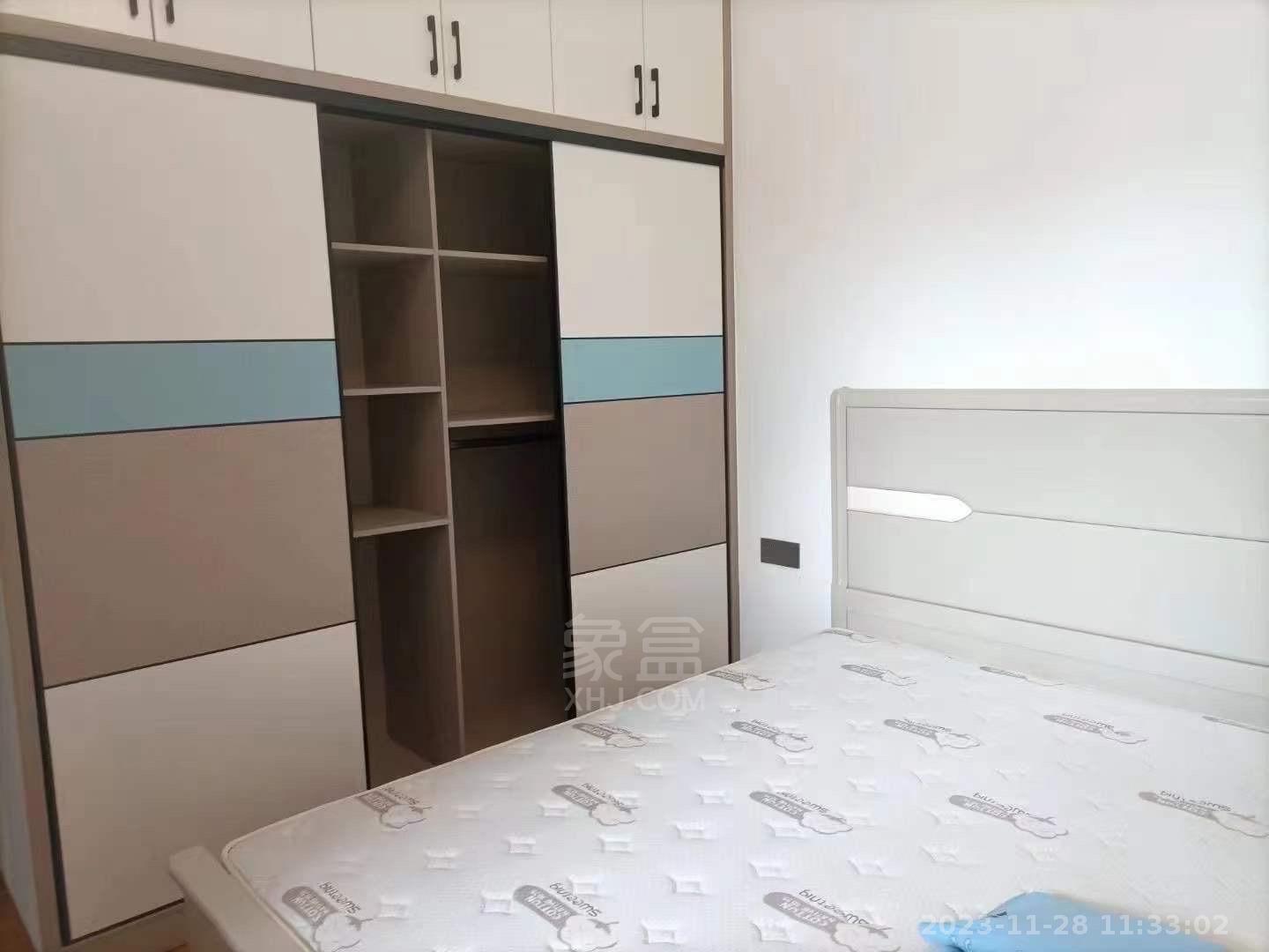 流金岁月-华晨国际  3室2厅1卫   2800.00元/月室内图