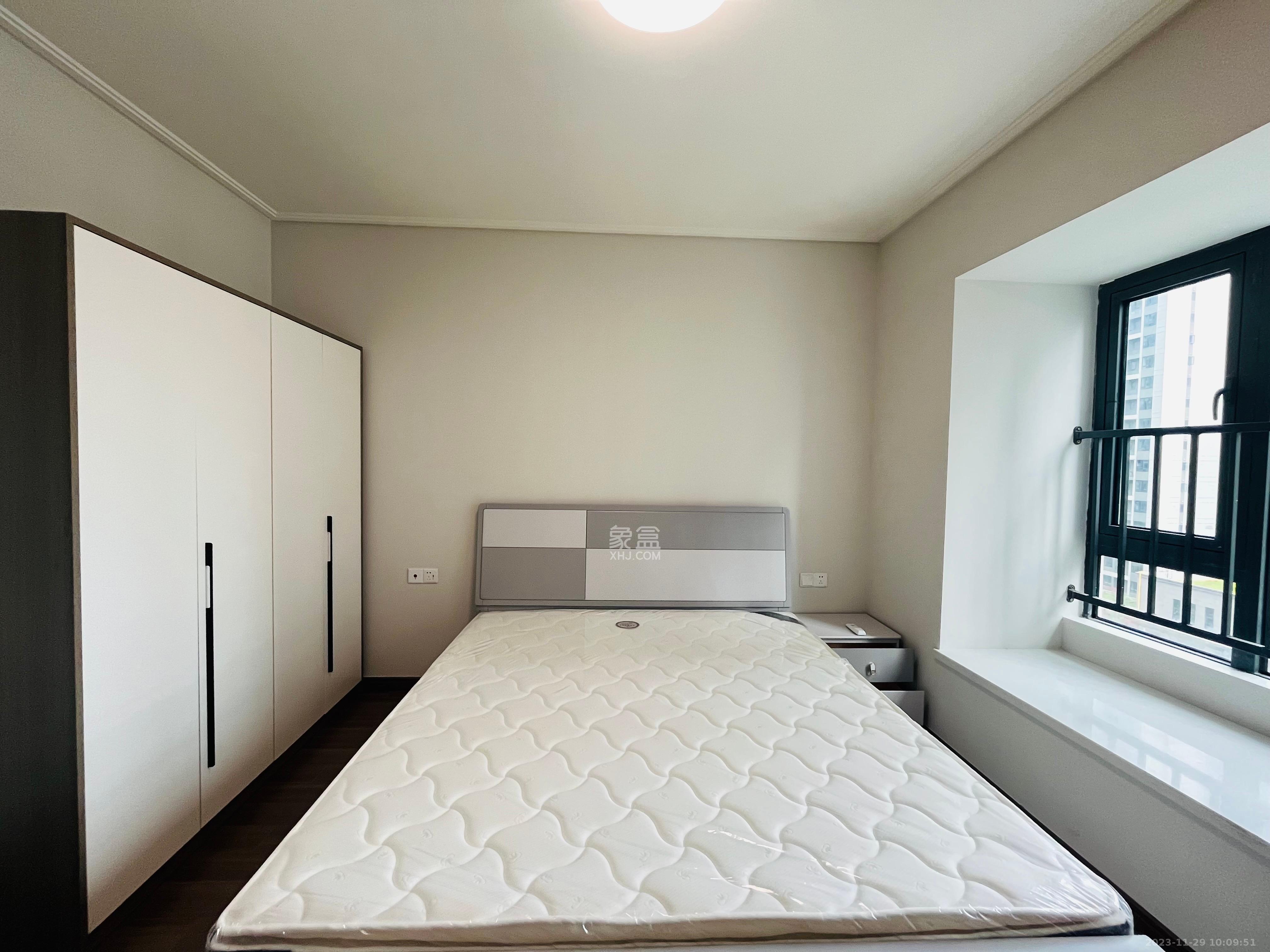 保利恒伟时光印象  4室2厅2卫    3300.0元/月室内图