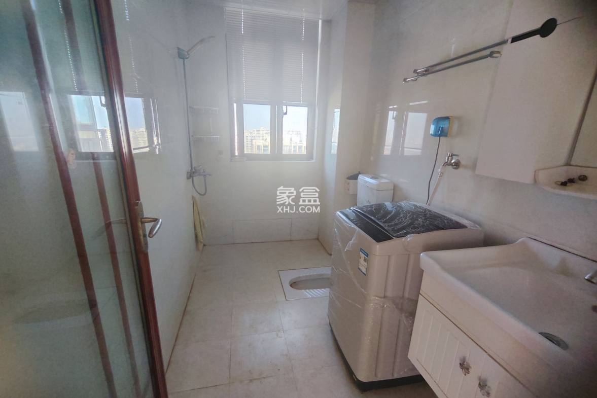 金轮翡翠名园 3室1厅1卫 75.0万 金轮翡翠名园 3室1厅1卫 75.0万室内图