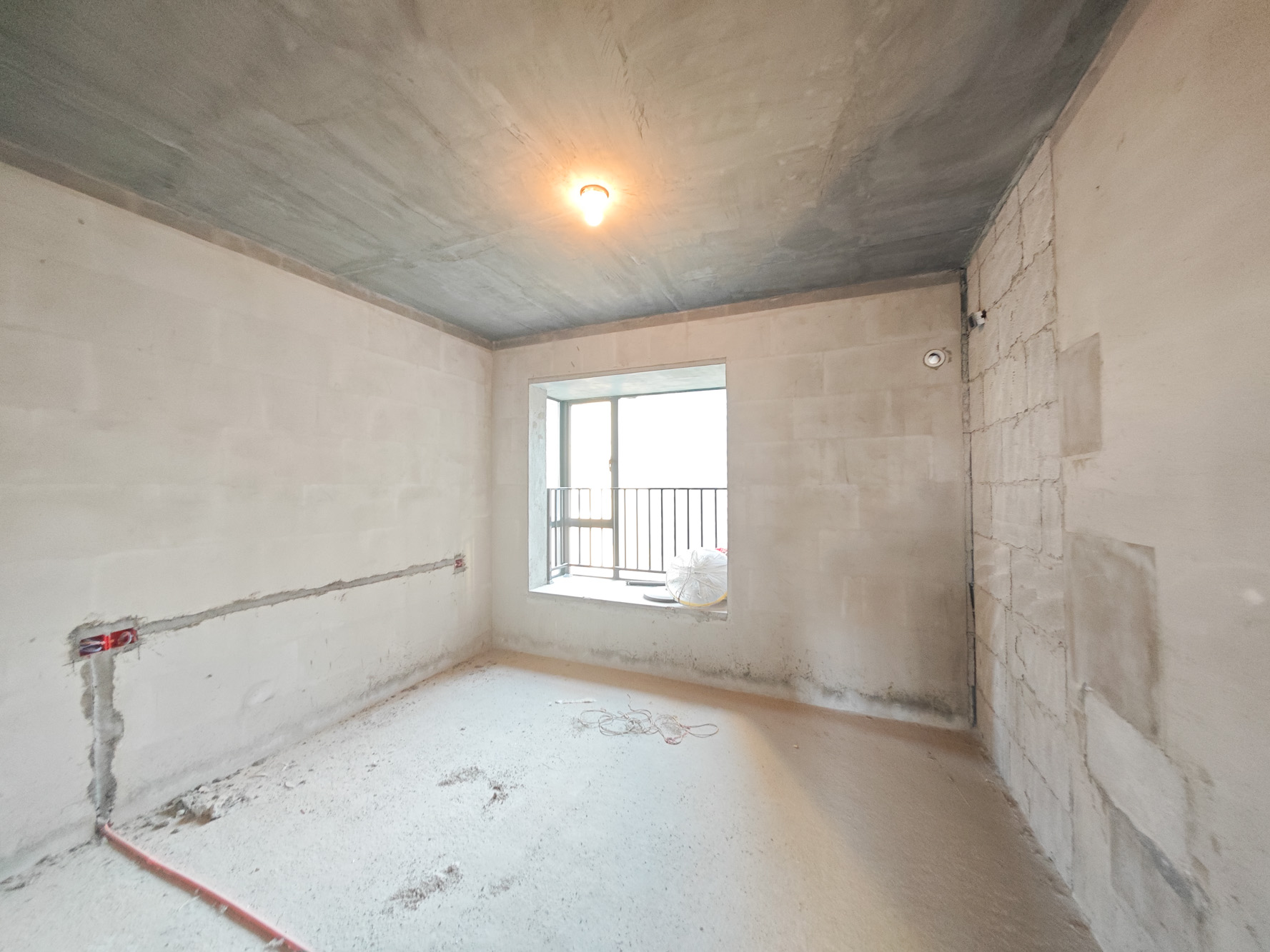 中建嘉和城  4室2厅2卫   108.80万卧室