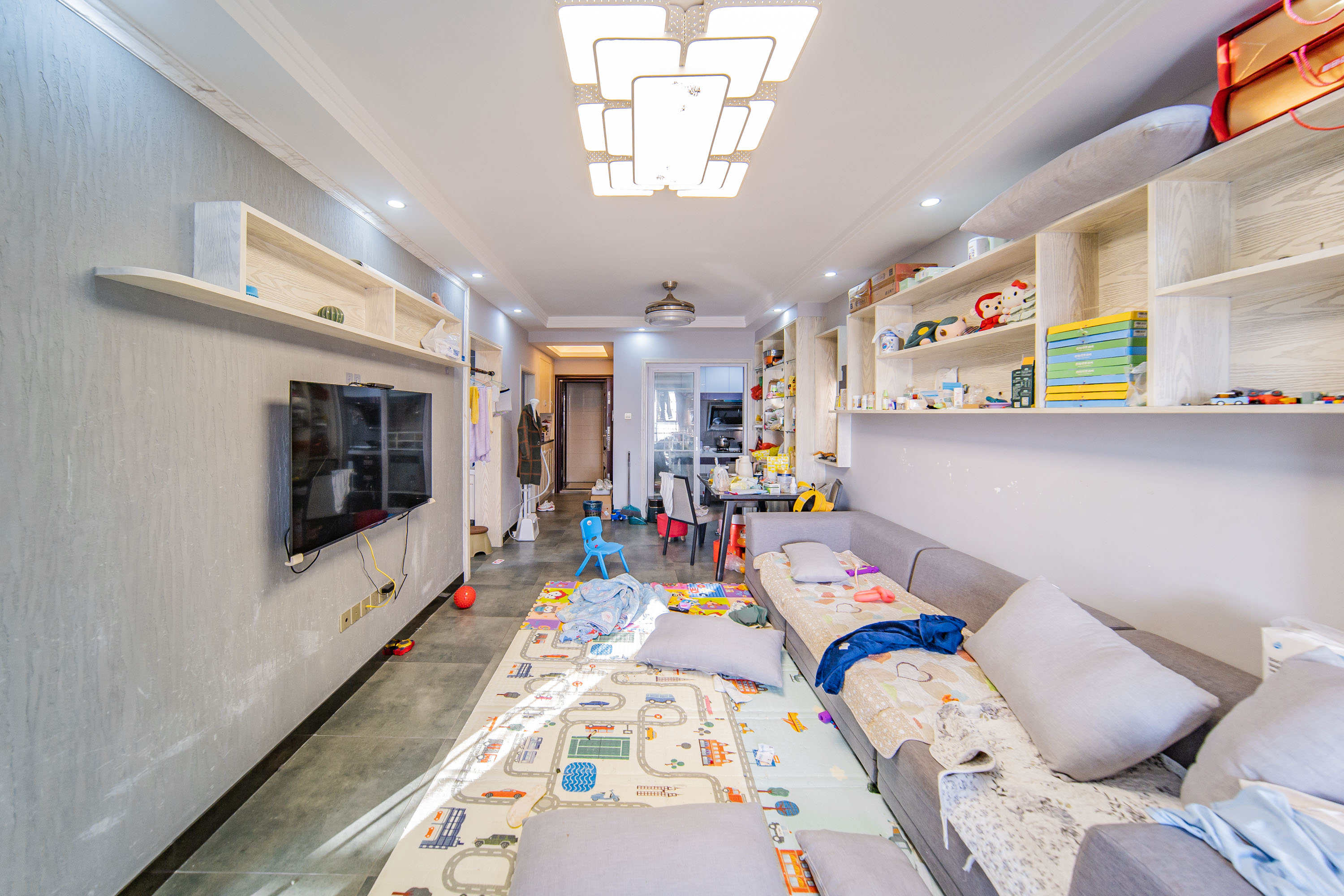 湘熙水郡(观澜海赋家园)  3室2厅1卫    98.0万 湘熙水郡(观澜海赋家园)  3室2厅1卫    98.0万客厅