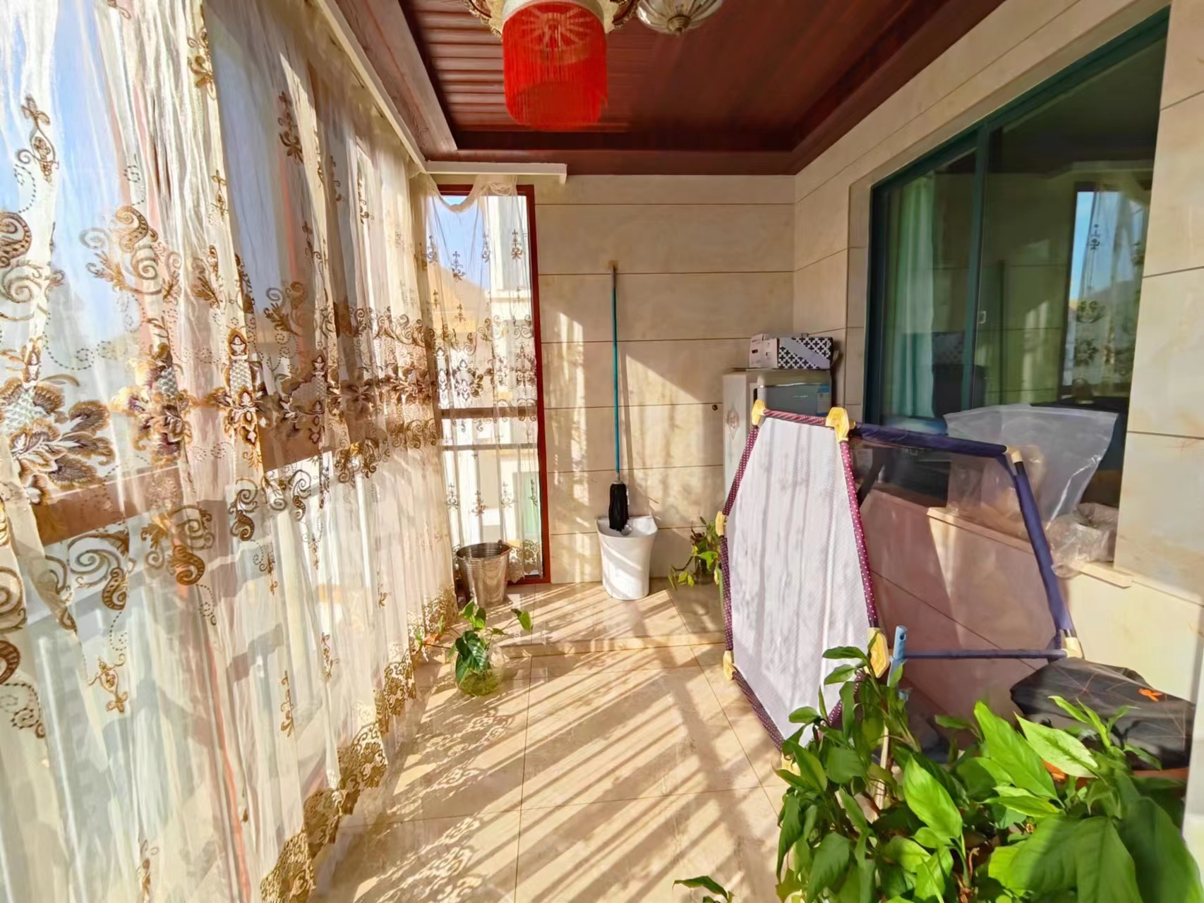 经世皇城 5室2厅2卫 134.0万 经世皇城 5室2厅2卫 134.0万室内图