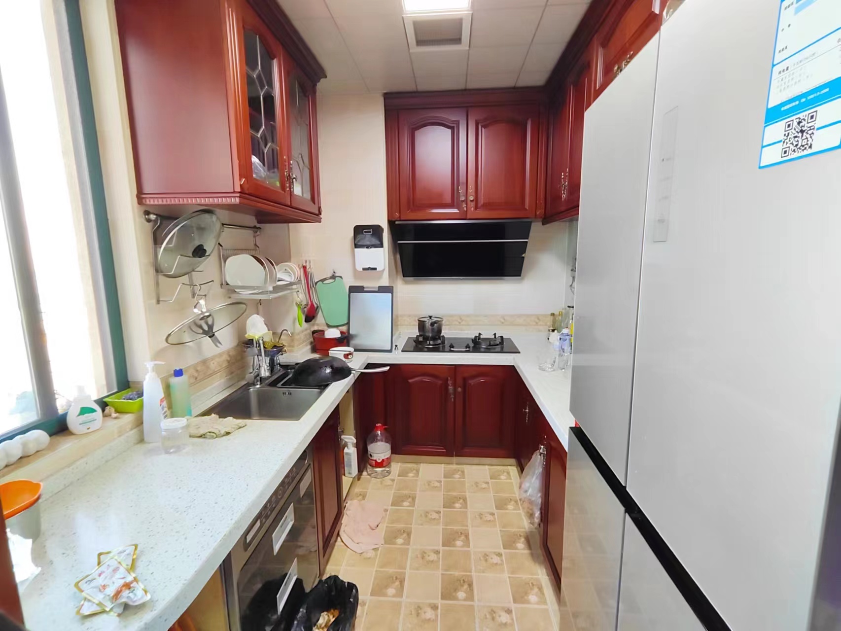 经世皇城 5室2厅2卫 134.0万 经世皇城 5室2厅2卫 134.0万室内图