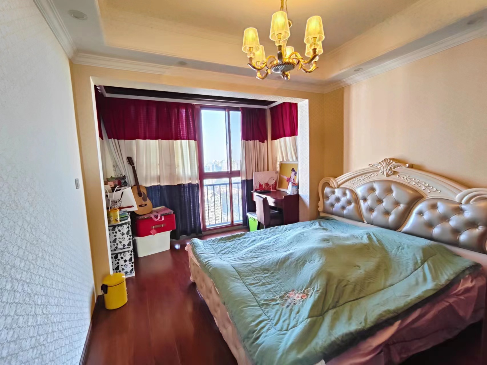 经世皇城 5室2厅2卫 134.0万 经世皇城 5室2厅2卫 134.0万室内图