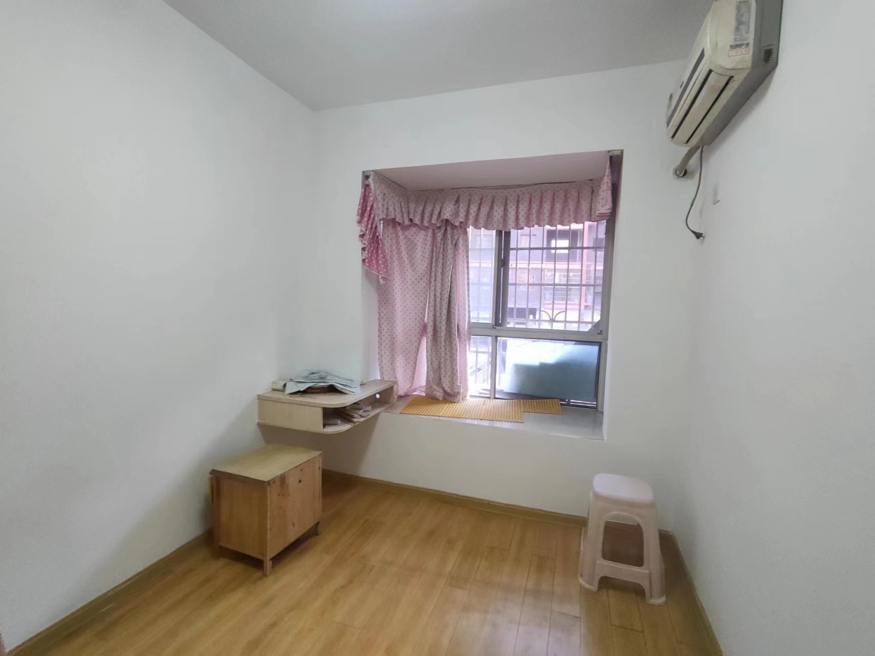 顺鑫佳园  2室2厅1卫    27.6万 顺鑫佳园  2室2厅1卫    27.6万室内图