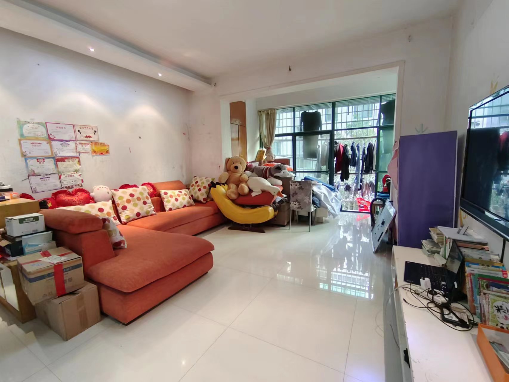 煜峰花园先锋路23号 3室2厅1卫 37.8万 煜峰花园先锋路23号 3室2厅1卫 37.8万室内图