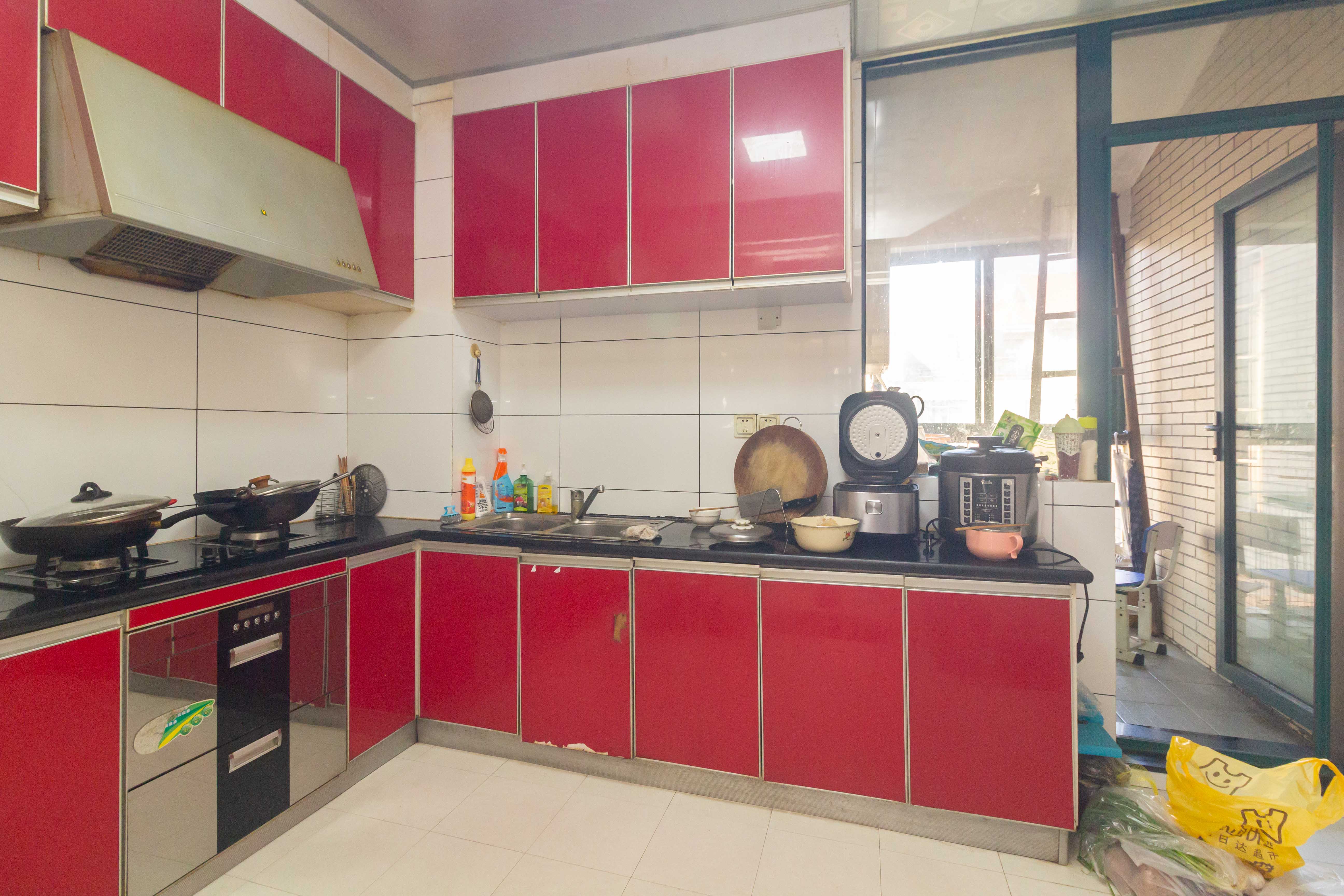 东业早安星城 3室2厅2卫 72.8万 东业早安星城 3室2厅2卫 72.8万厨房