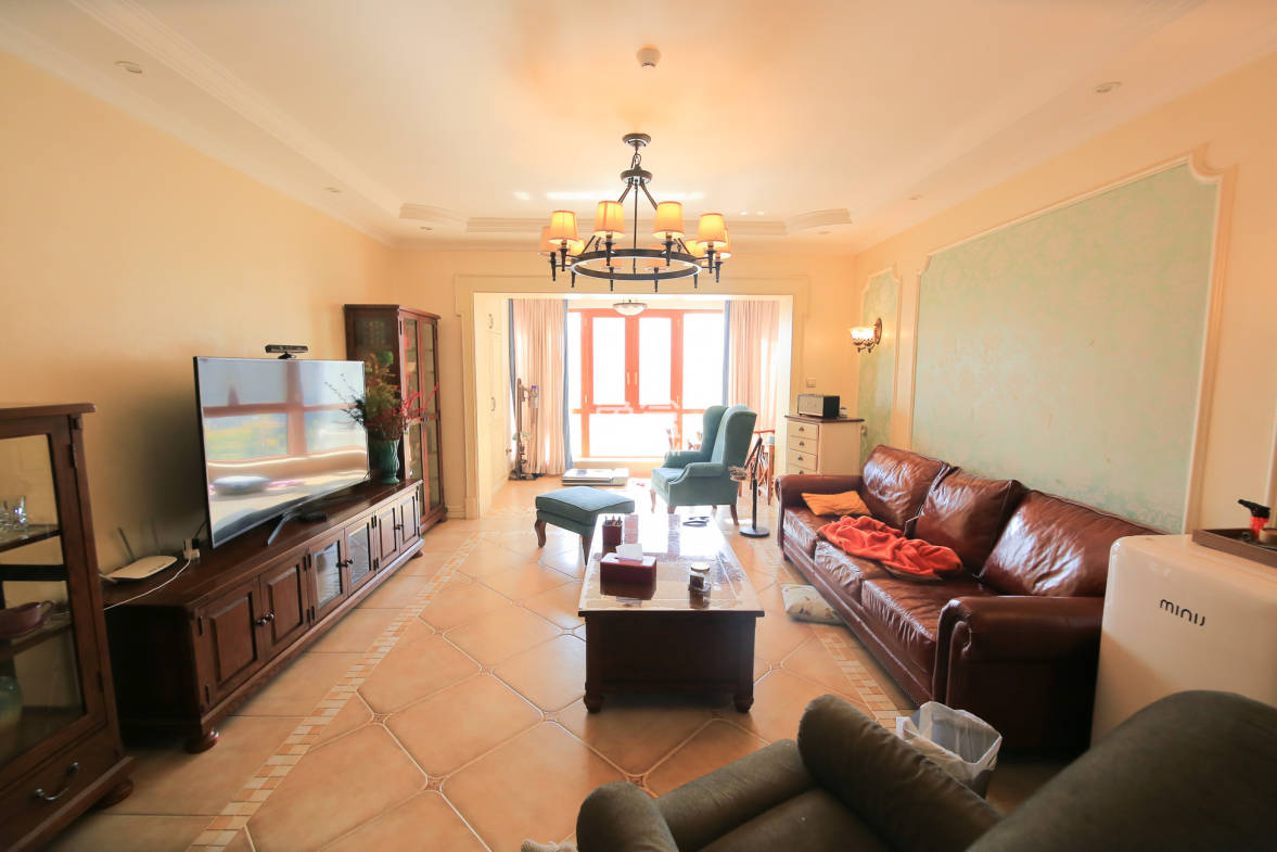 五矿万境水岸二期(五矿万境水岸和苑)  4室2厅2卫    328.0万 五矿万境水岸二期(五矿万境水岸和苑)  4室2厅2卫    328.0万客厅