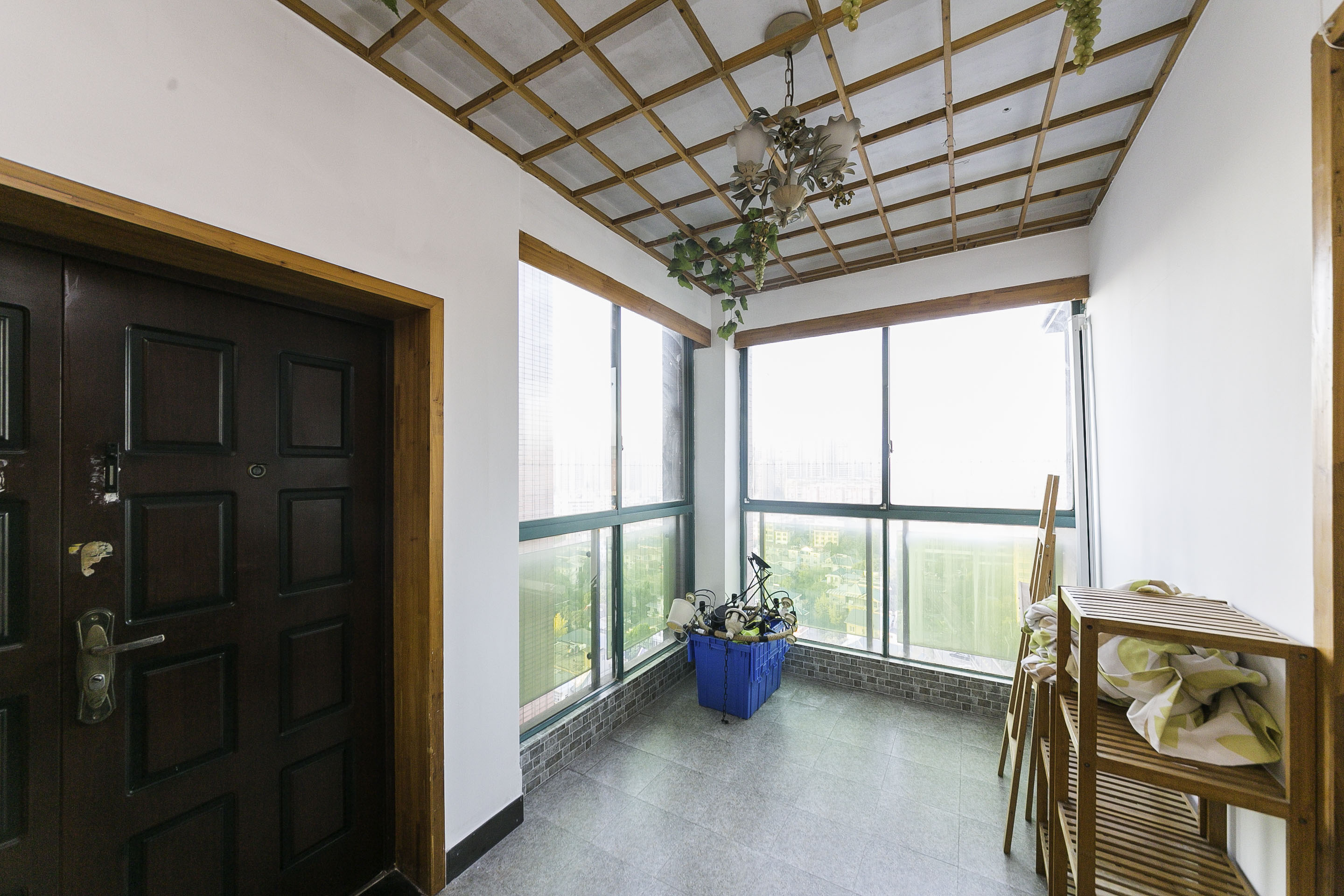 湘府东苑 3室2厅2卫 95.8万 湘府东苑 3室2厅2卫 95.8万其他