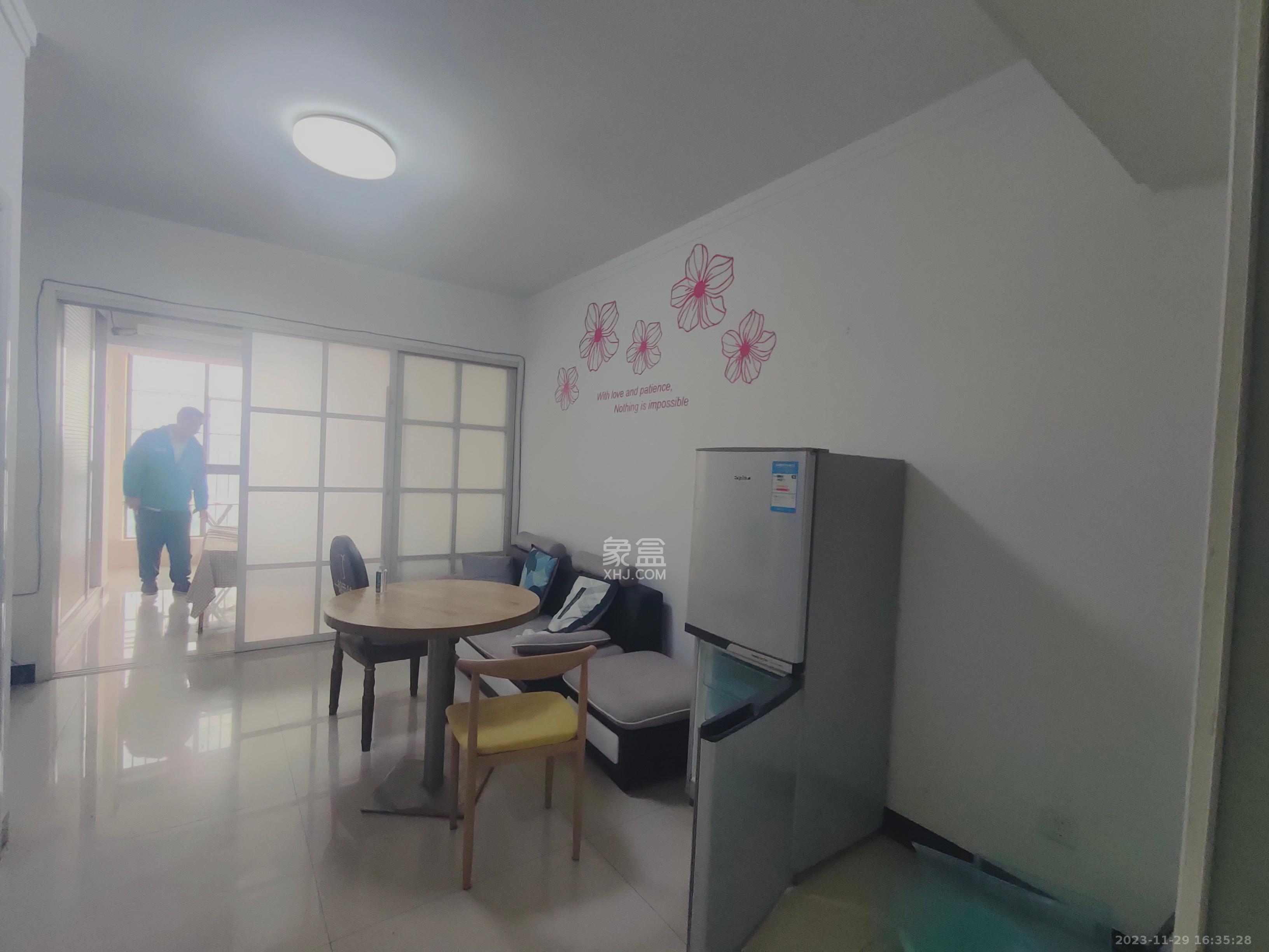少帅府  2室1厅1卫   2600.00元/月室内图