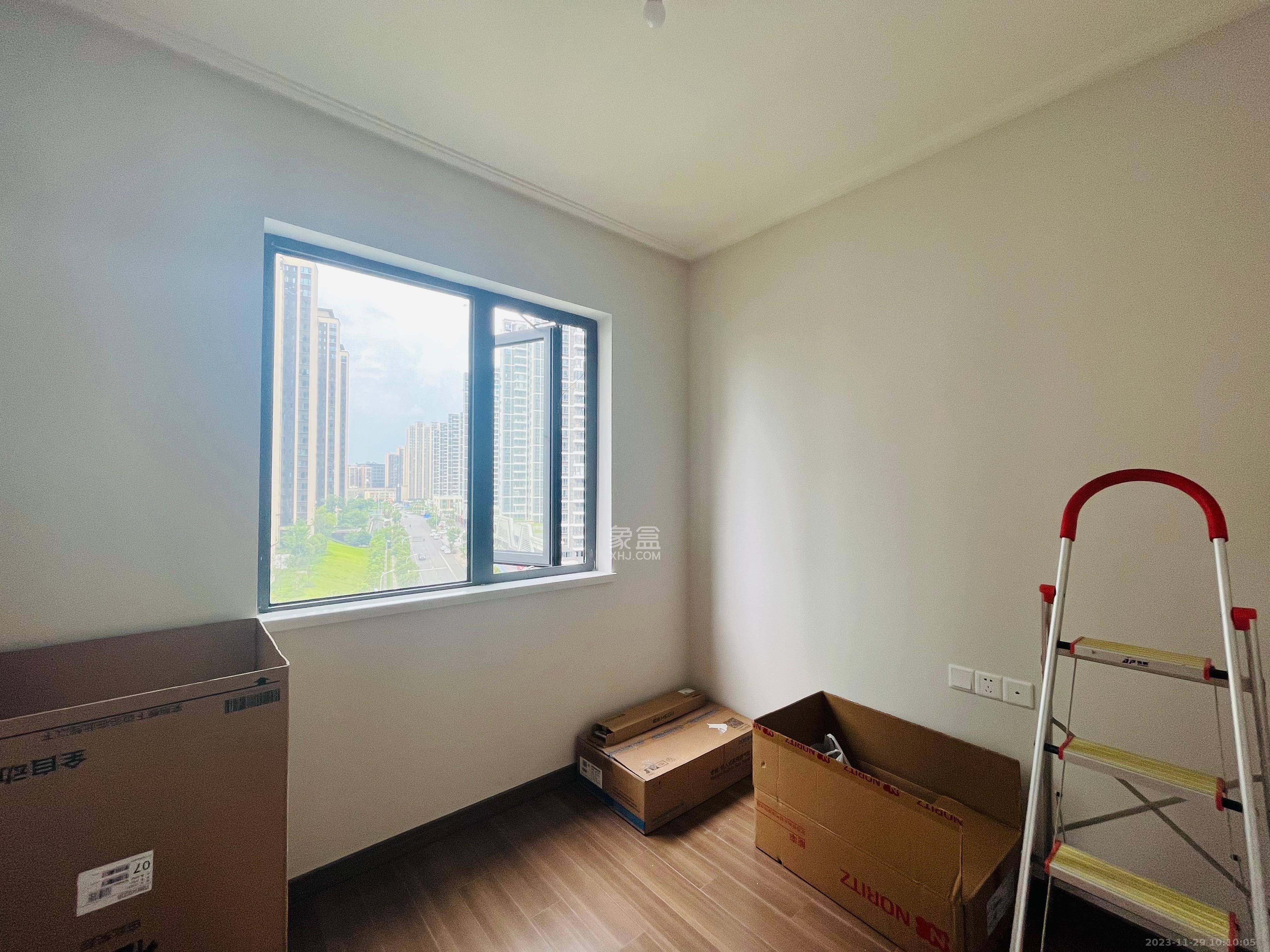 保利恒伟时光印象  4室2厅2卫    3300.0元/月室内图