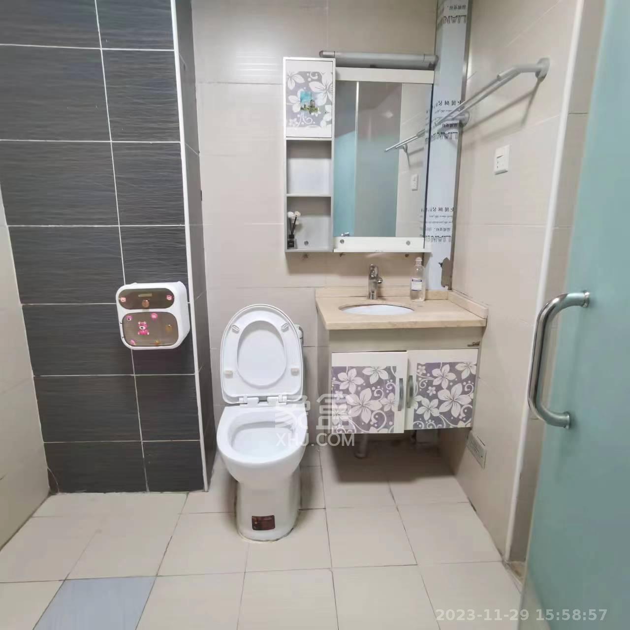 水岸世景  1室1厅1卫   1200.00元/月室内图